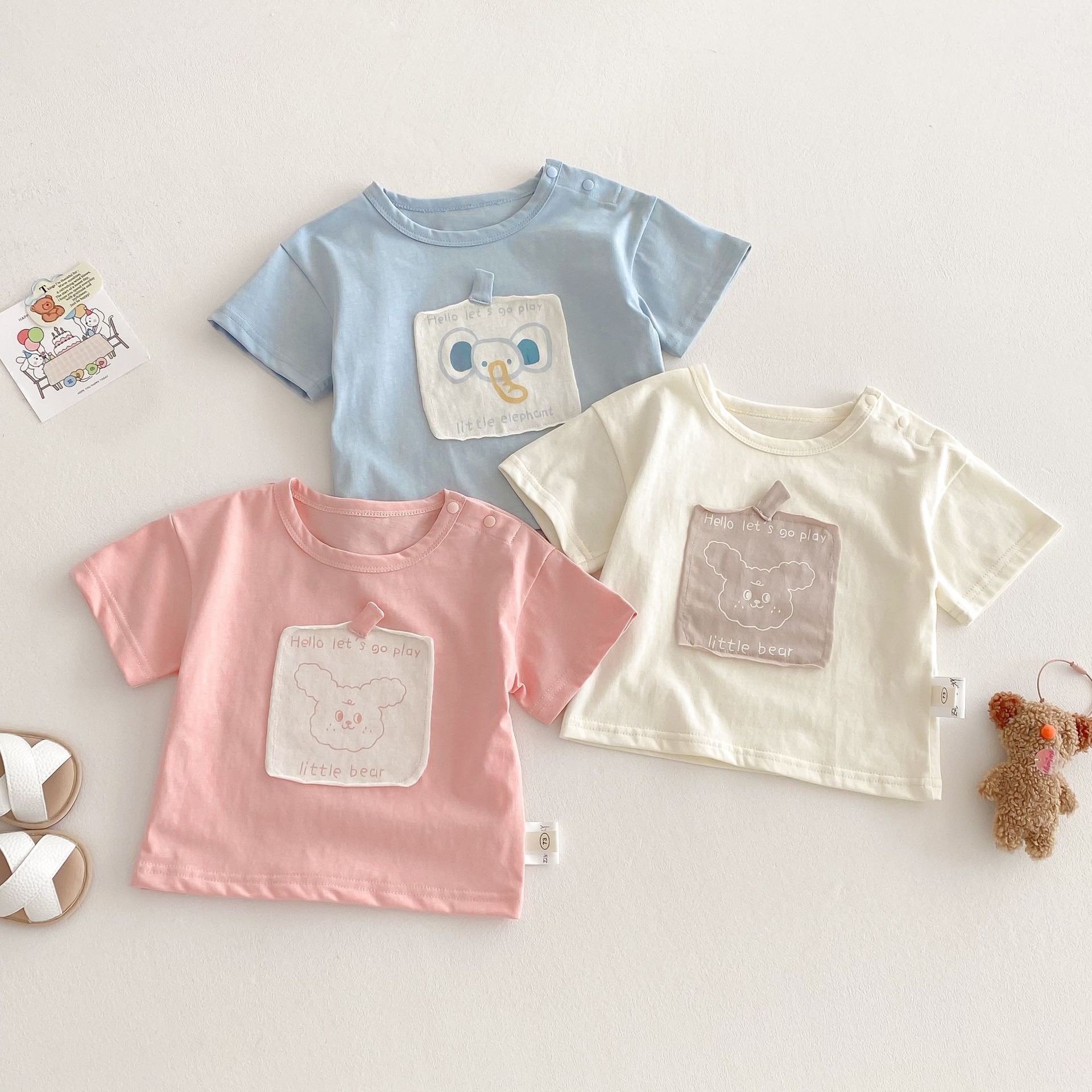 三色粉嫩動物布標上衣