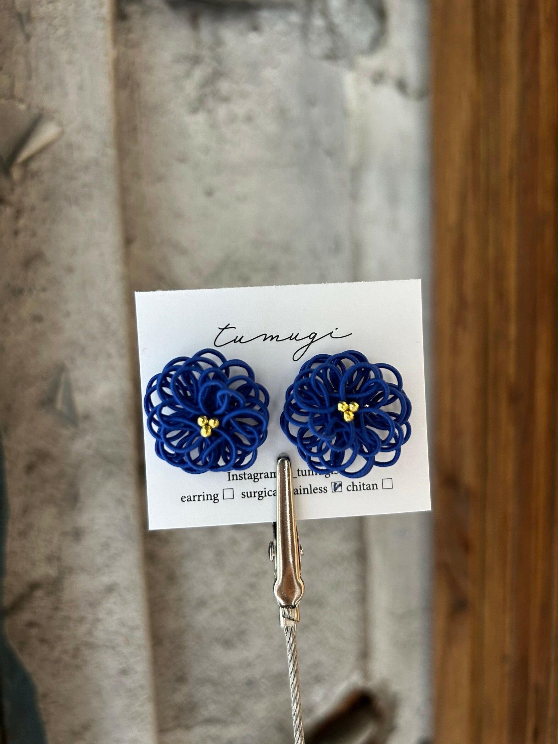 [TUMUGI] 水引絨花球耳環 | 武士藍 | 耳針 | NO.54