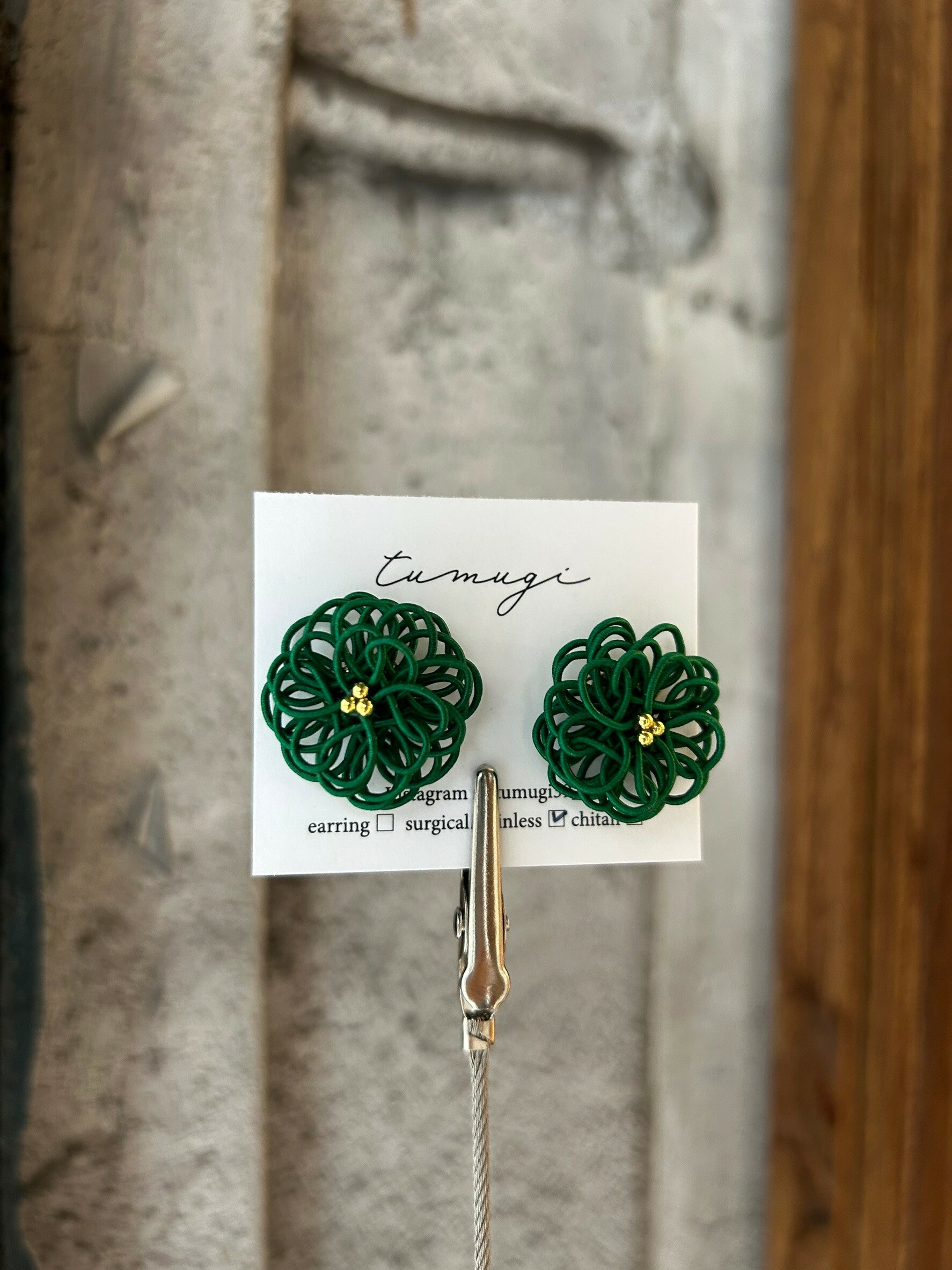 [TUMUGI] 水引絨花球耳環 | 綠色 | 耳針 | NO.96