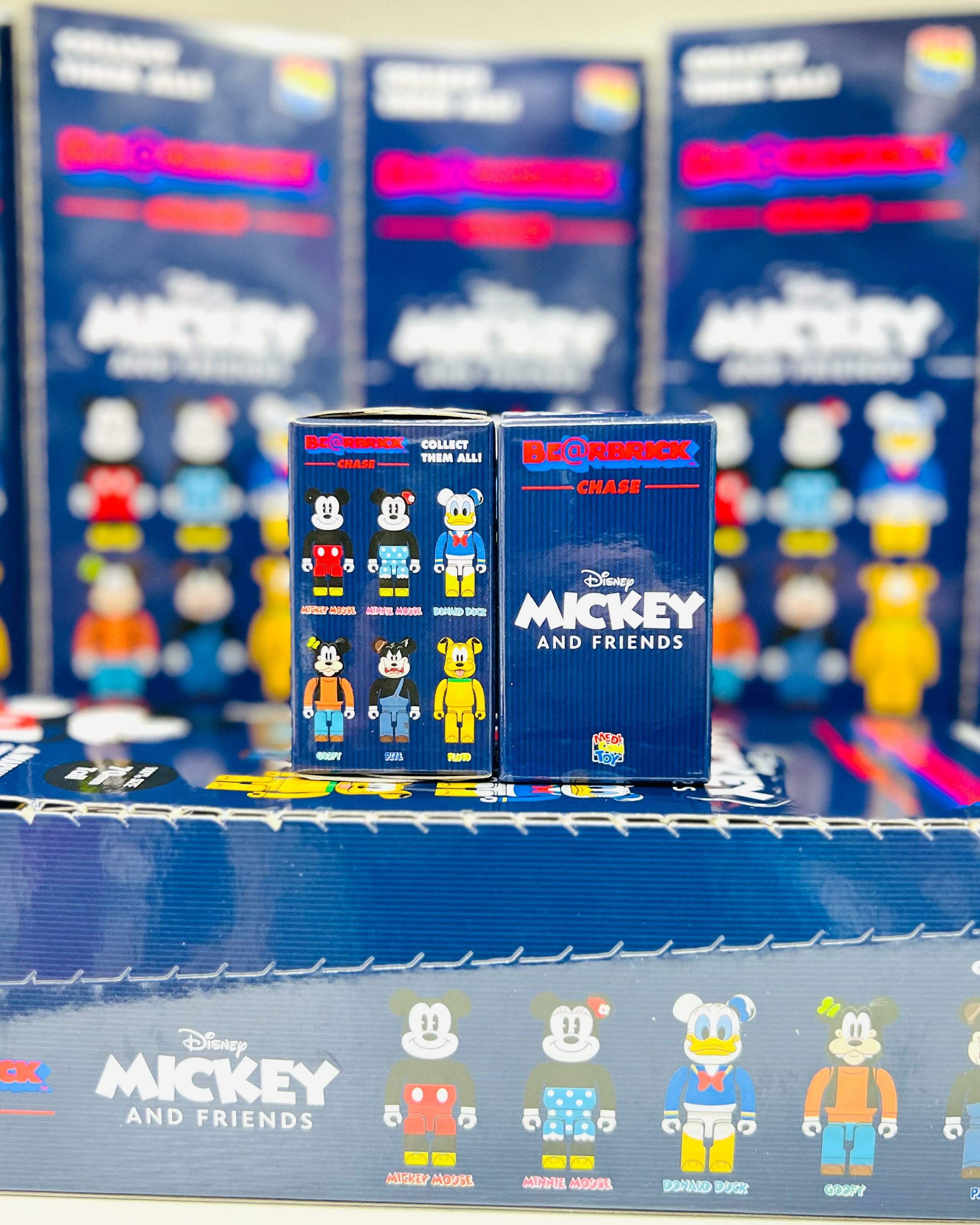BE@RBRICK CHASE MICKEY MOUSE & FRIENDS Blind Box