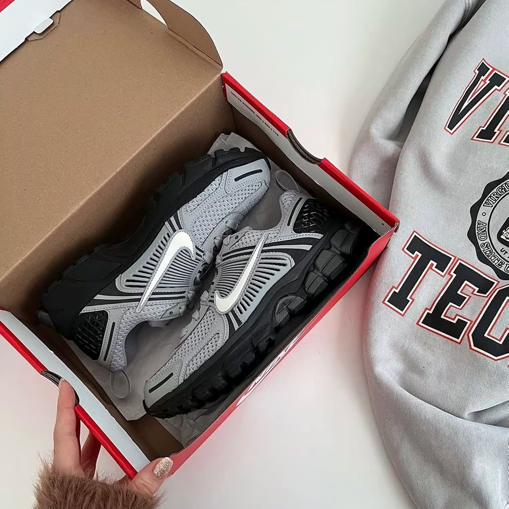 NIKE AIR ZOOM VOMERO 5 GS ACW 鐵灰黑 科技灰 老爹鞋 慢跑鞋 女生復古休閒鞋 HV6421-001