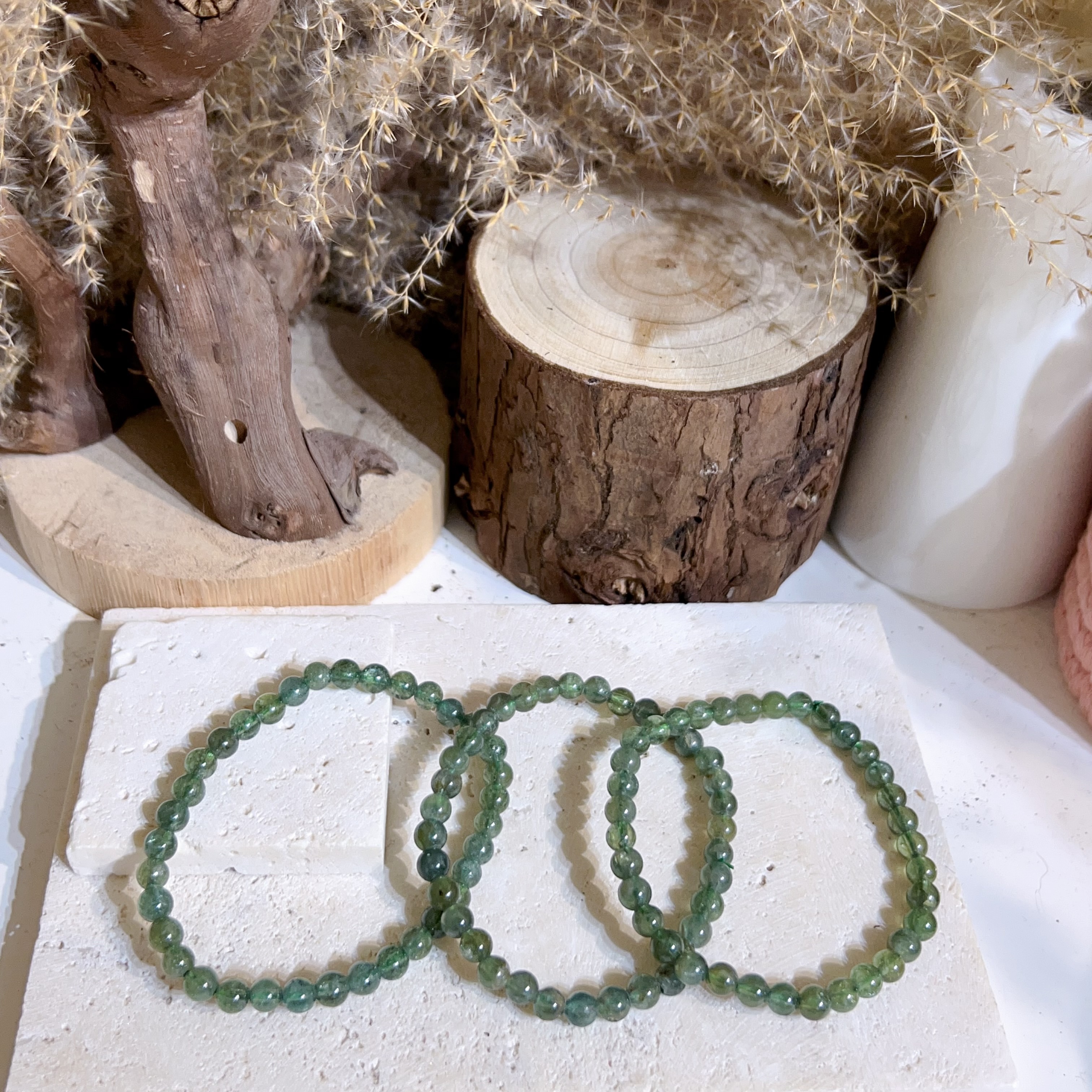 買一送一～藍綠磷灰石手串 5mm