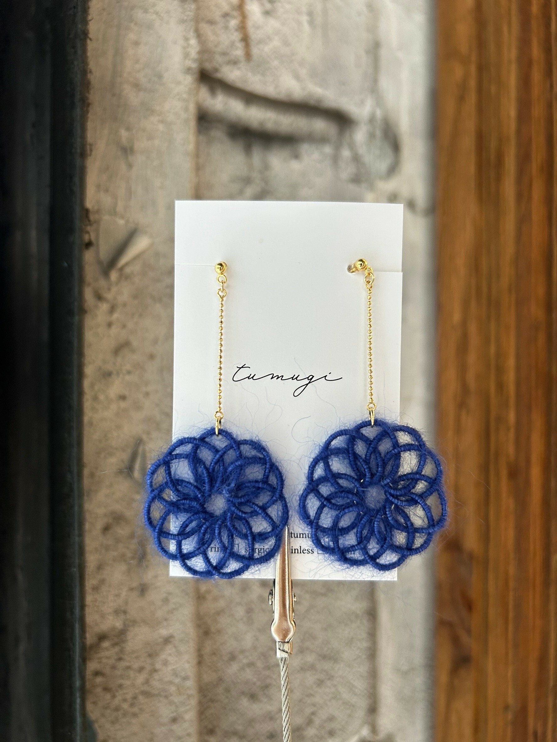 [TUMUGI] 水引花火耳環 | 武士藍海馬毛 | 耳夾 | NO.119