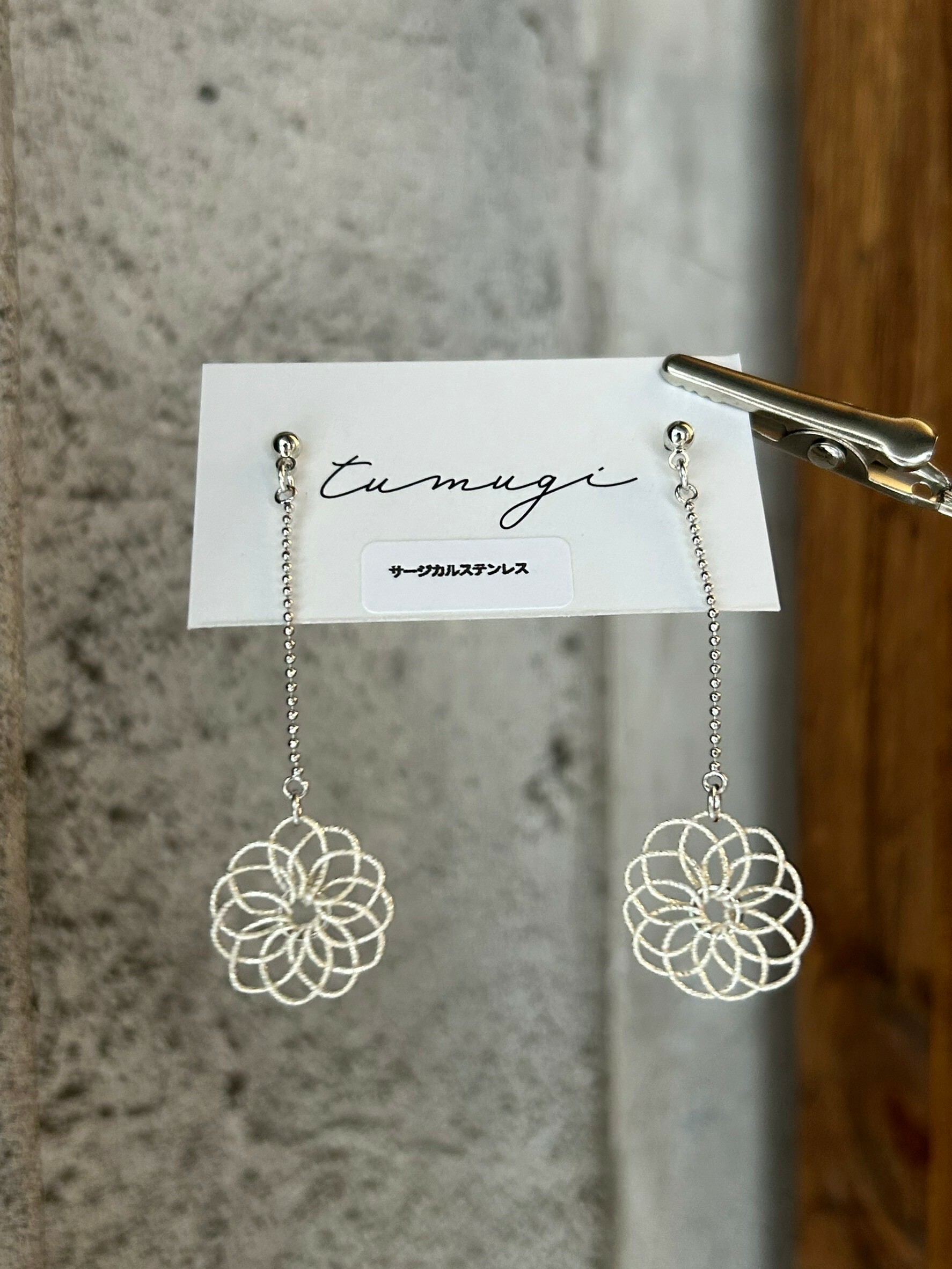 [TUMUGI] 水引花火耳環mini | 銀白 | 耳針 | NO.115