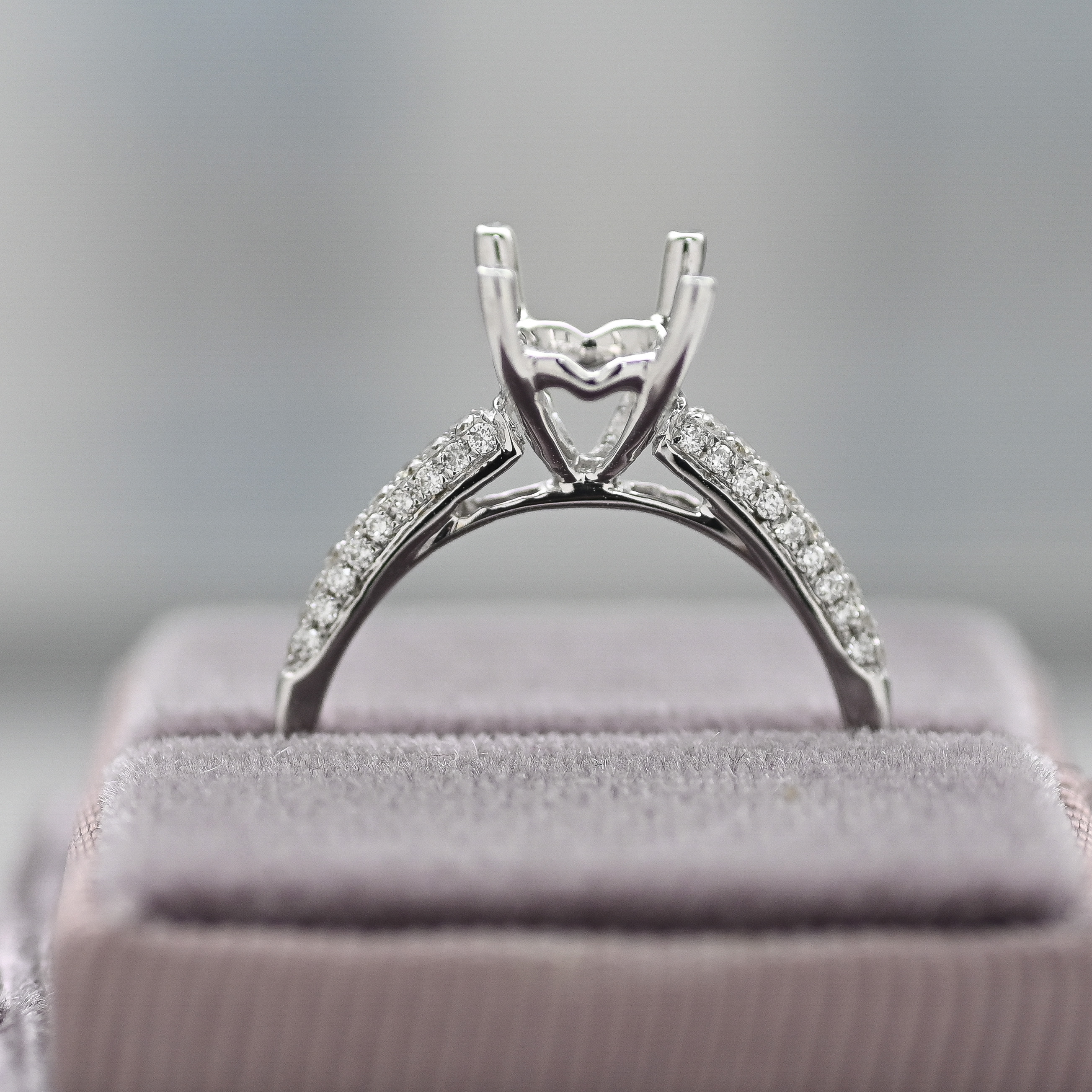 18K 2.00ct Diamond Ring Setting