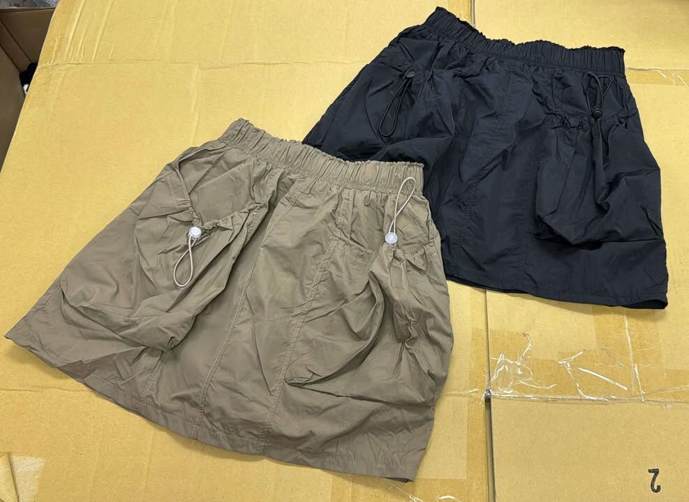 KR 韓國舒服料短裙褲 ，清貨價貨品，不設退換(K2 F415)