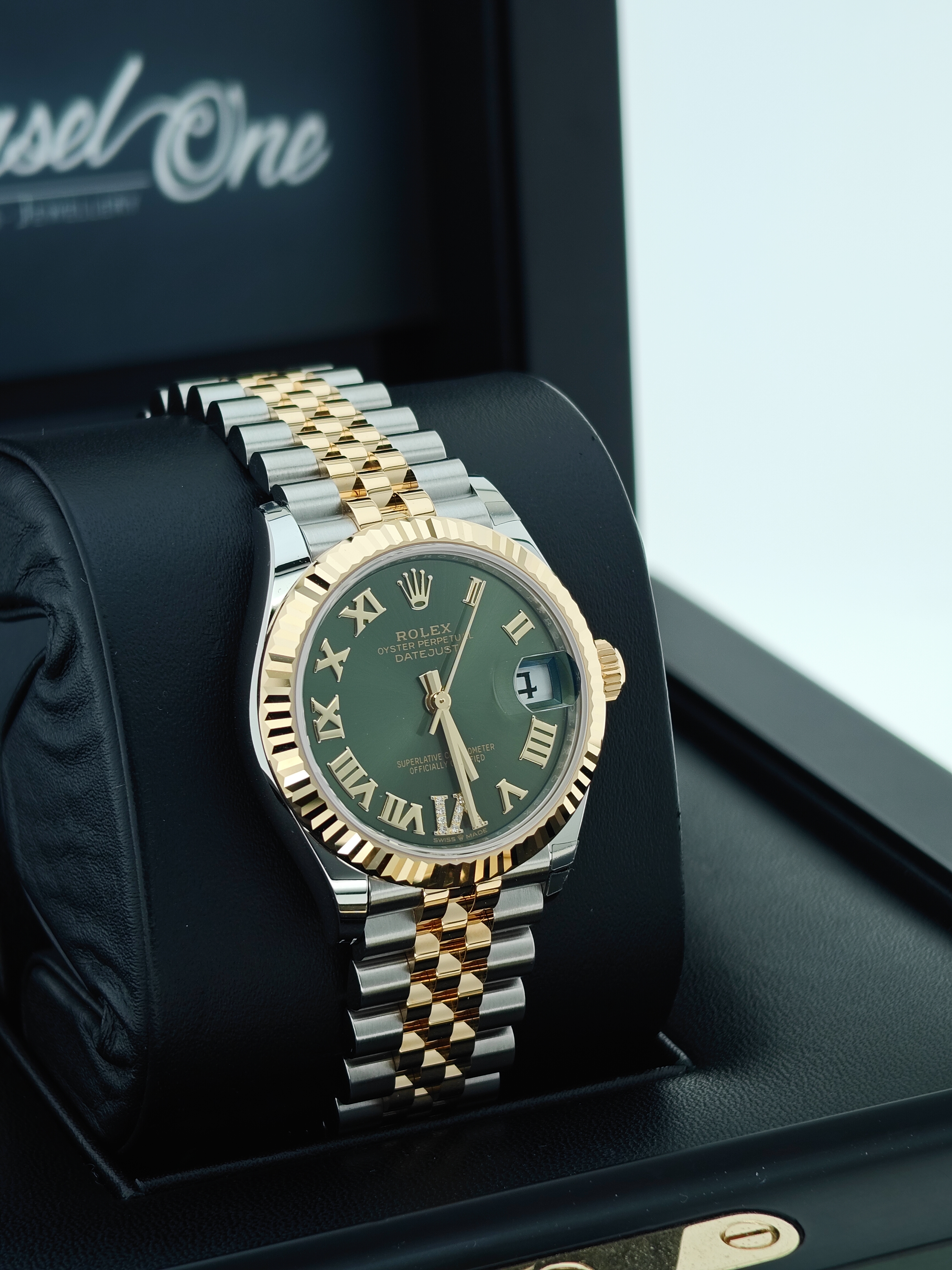 278273 | ROLEX GREEN DIAL ROMAN NUMERALS DIAMOND
