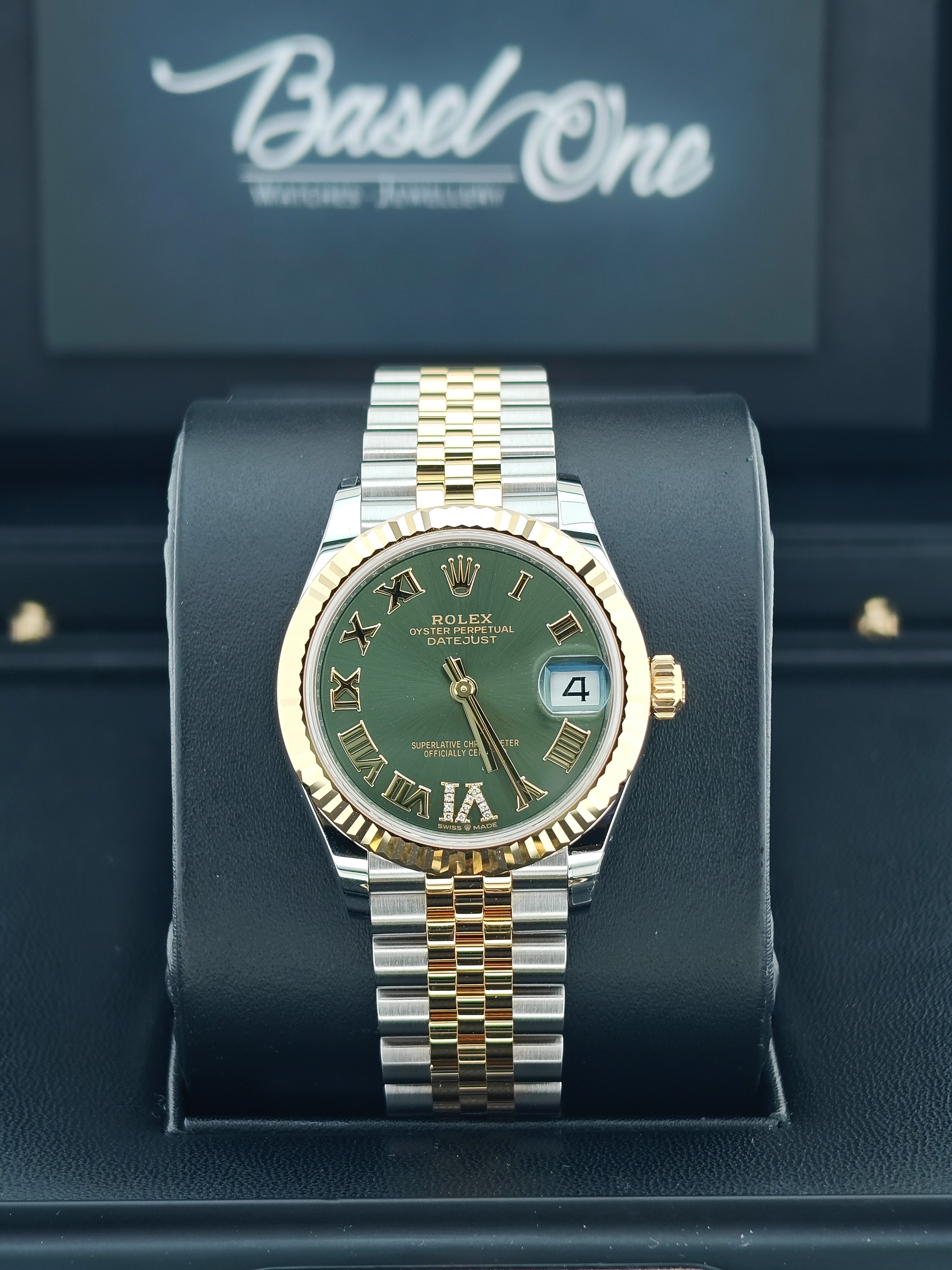 278273 | ROLEX GREEN DIAL ROMAN NUMERALS DIAMOND