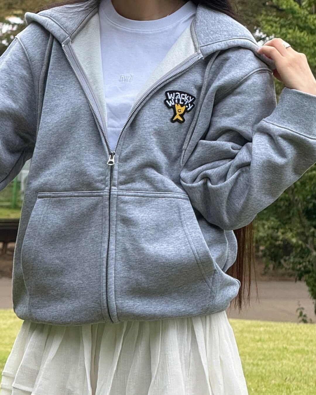 【限時24H】 Wacky WiLLy ( What it isnt ) 基本款標誌 小黃人 雙拉鍊 外套