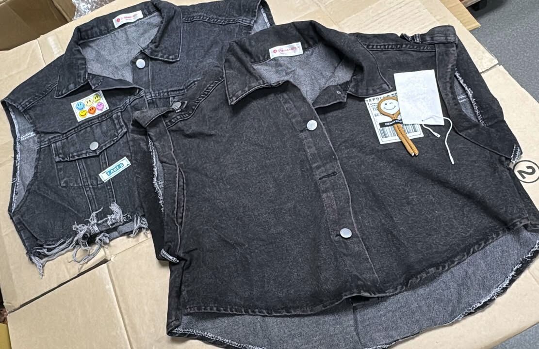 KR 韓國牛仔短身TOP，清貨價貨品，不設退換(K3 F606)