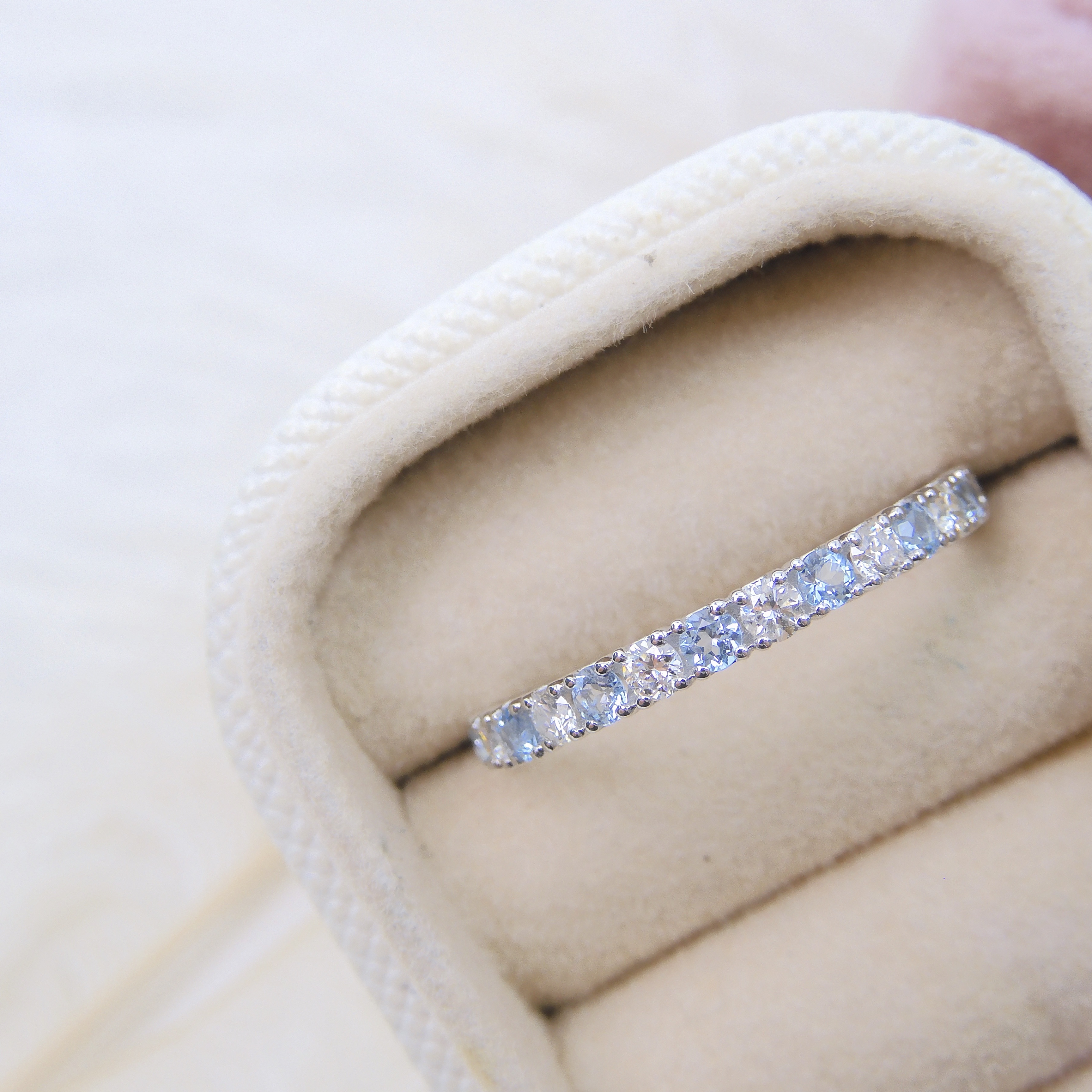 訂製 18 K金 托帕石配鑽石戒指