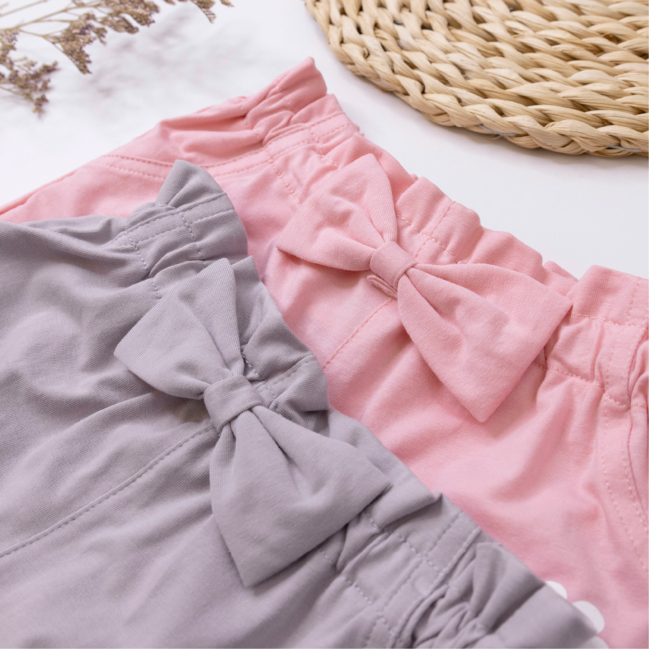 波紳士【12057】花朵兔兔氣質蝴蝶結短褲＊二色