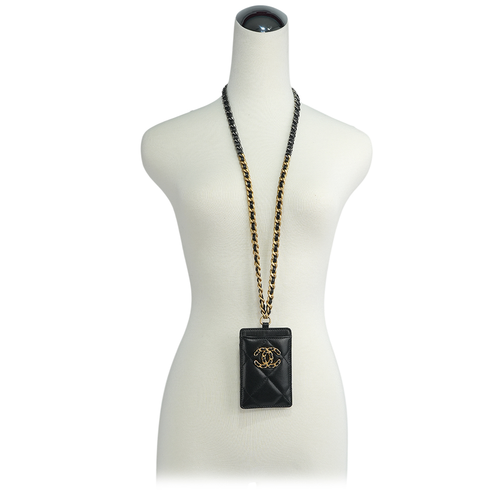 【CHANEL 】19系列菱格紋小羊皮掛式證件夾/卡片夾(黑色)AP1745 B03211 94305