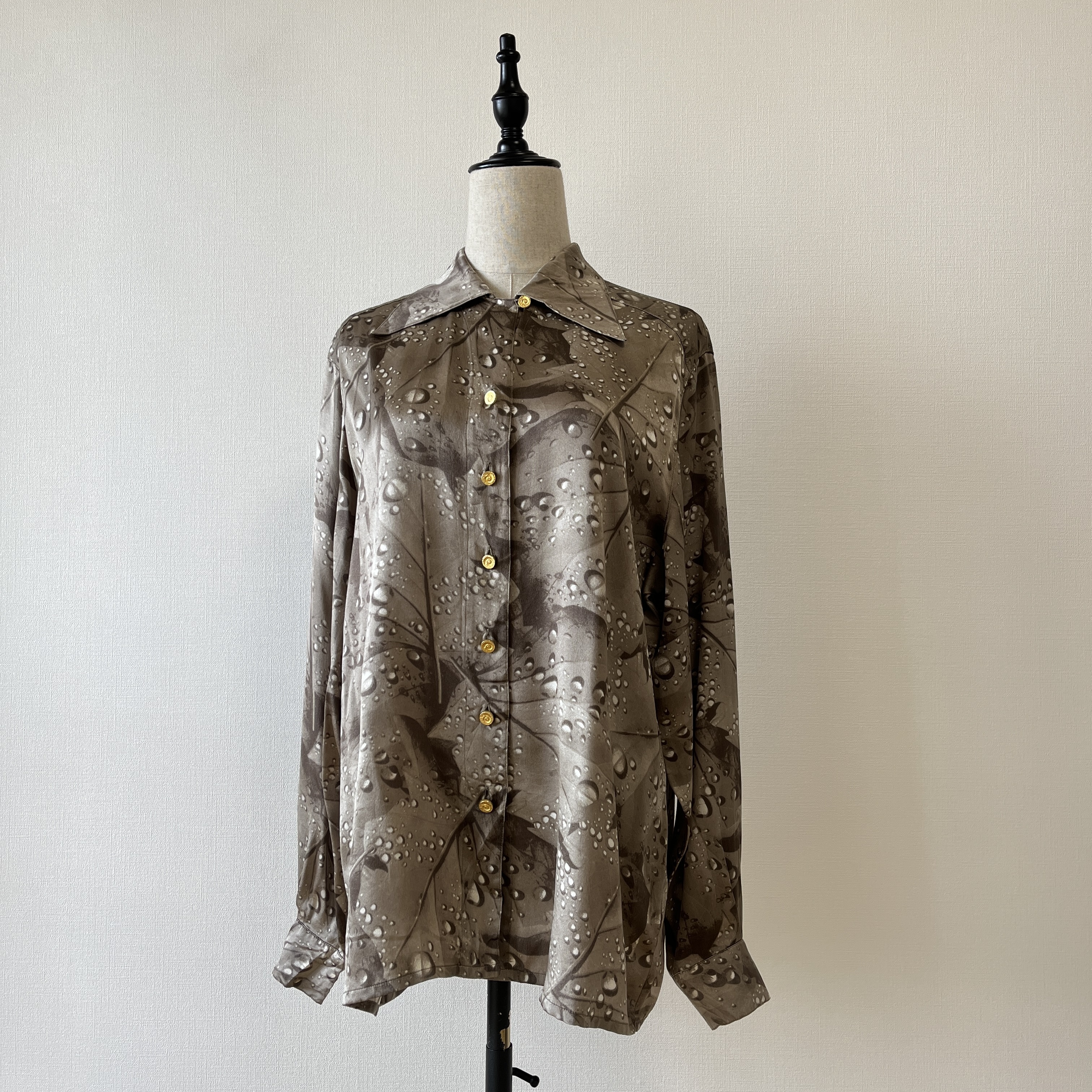 ESCADA 90年代德國製燕麥色氣泡圖案絲質上衣