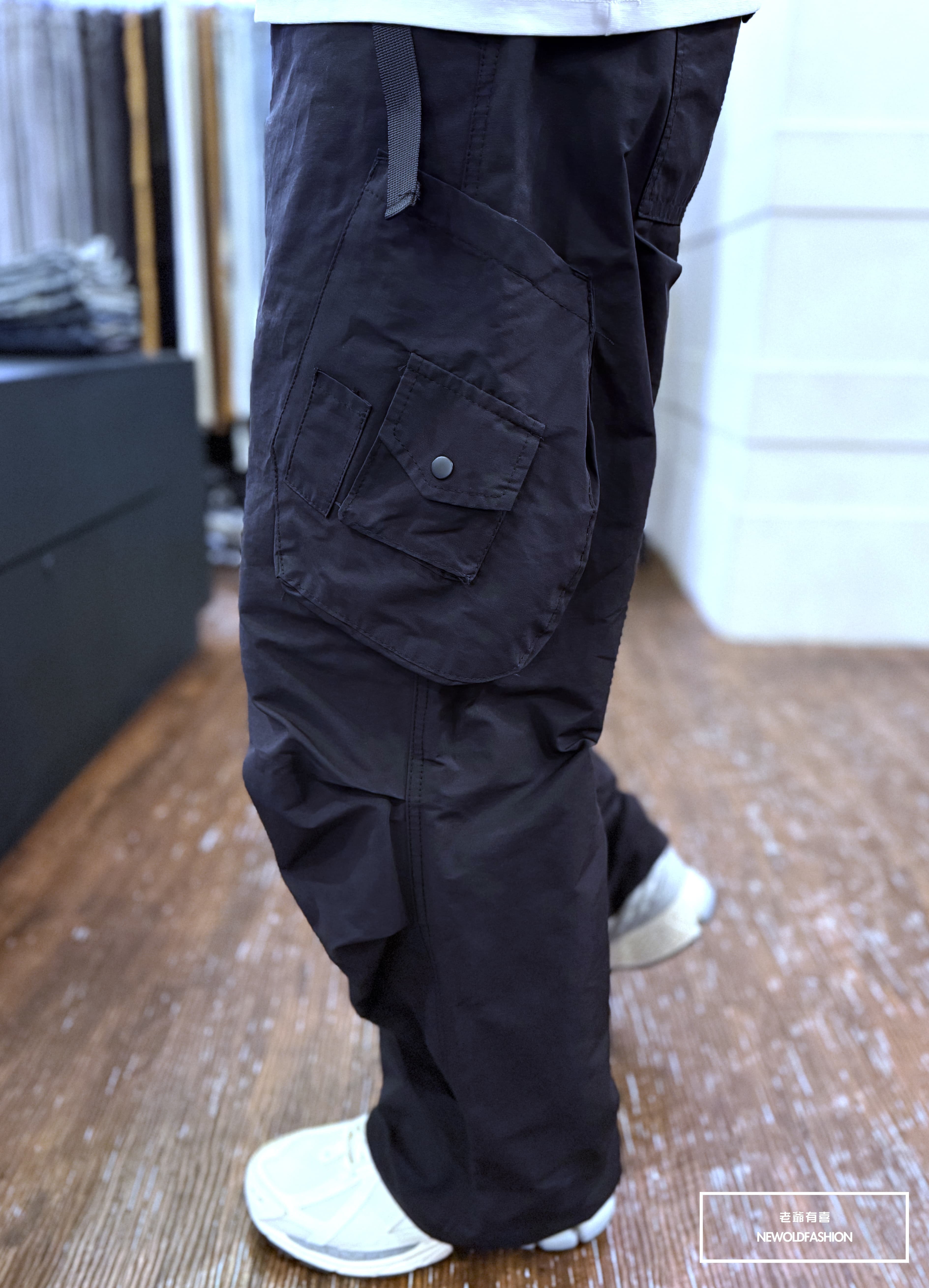 『新品上市』重磅多口袋綁帶工裝寬褲-黑(NOF25029001)