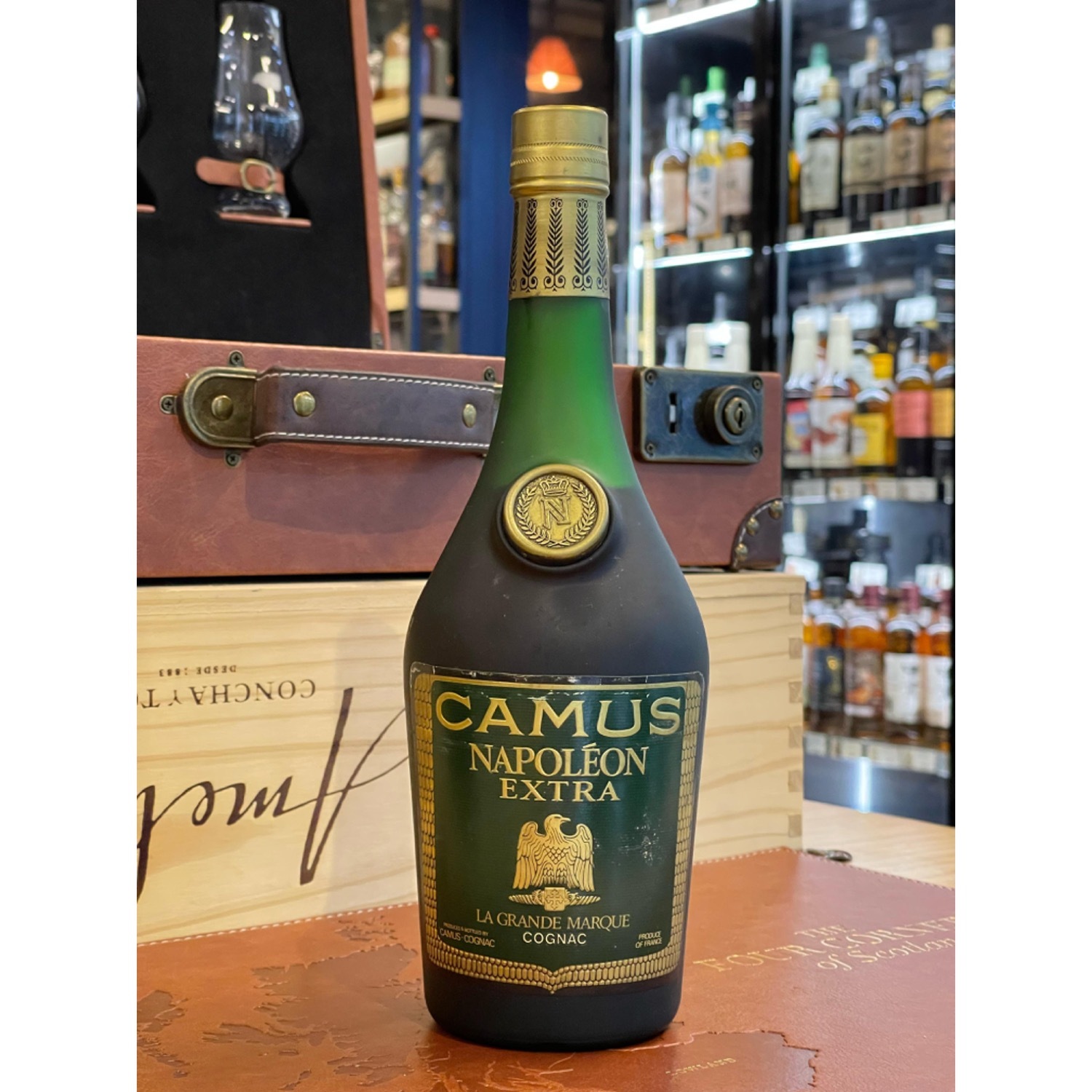 Camus Napoleon Extra Cognac La Grande Marque (Old Versi