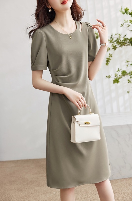 側抓皺挖肩雪紡洋裝 咖啡