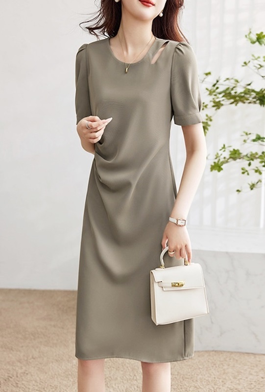 側抓皺挖肩雪紡洋裝 咖啡