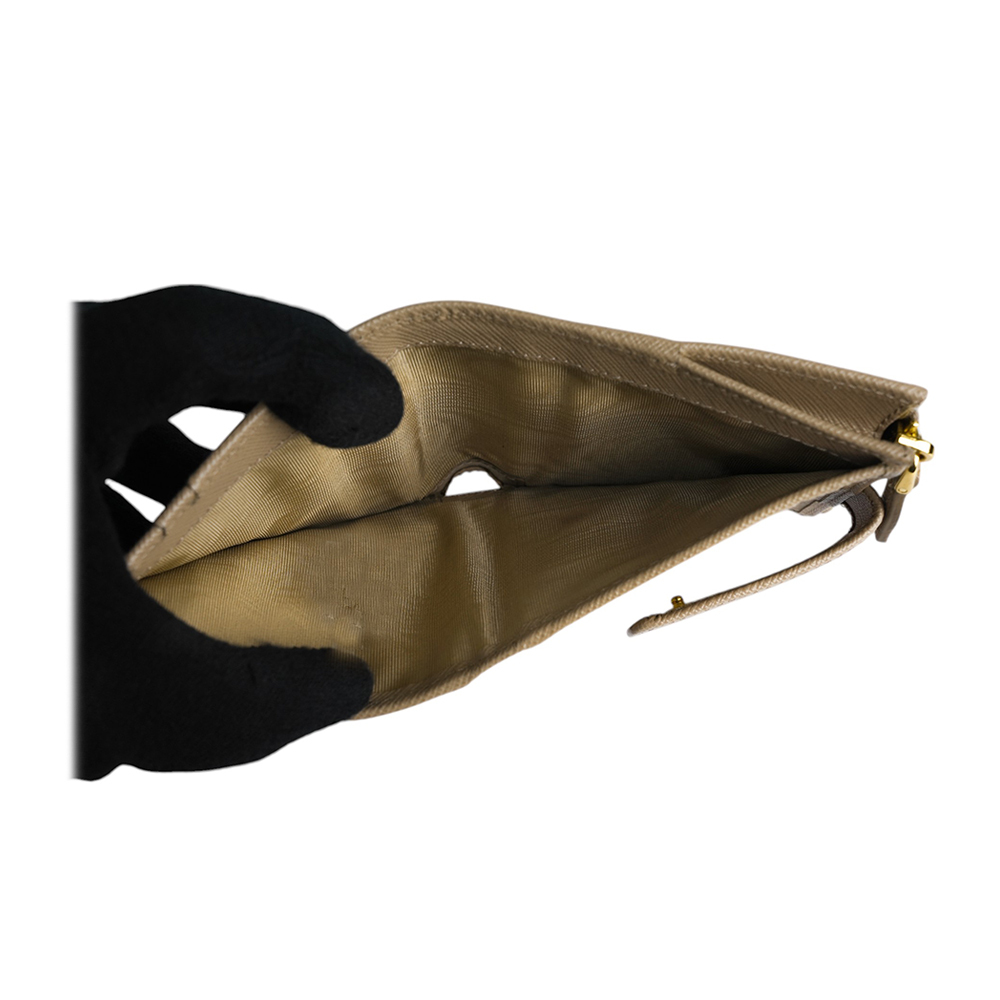 【PRADA】金字浮雕Logo 防刮牛皮卡片短夾(藕粉色)1ML047 QWA F0236