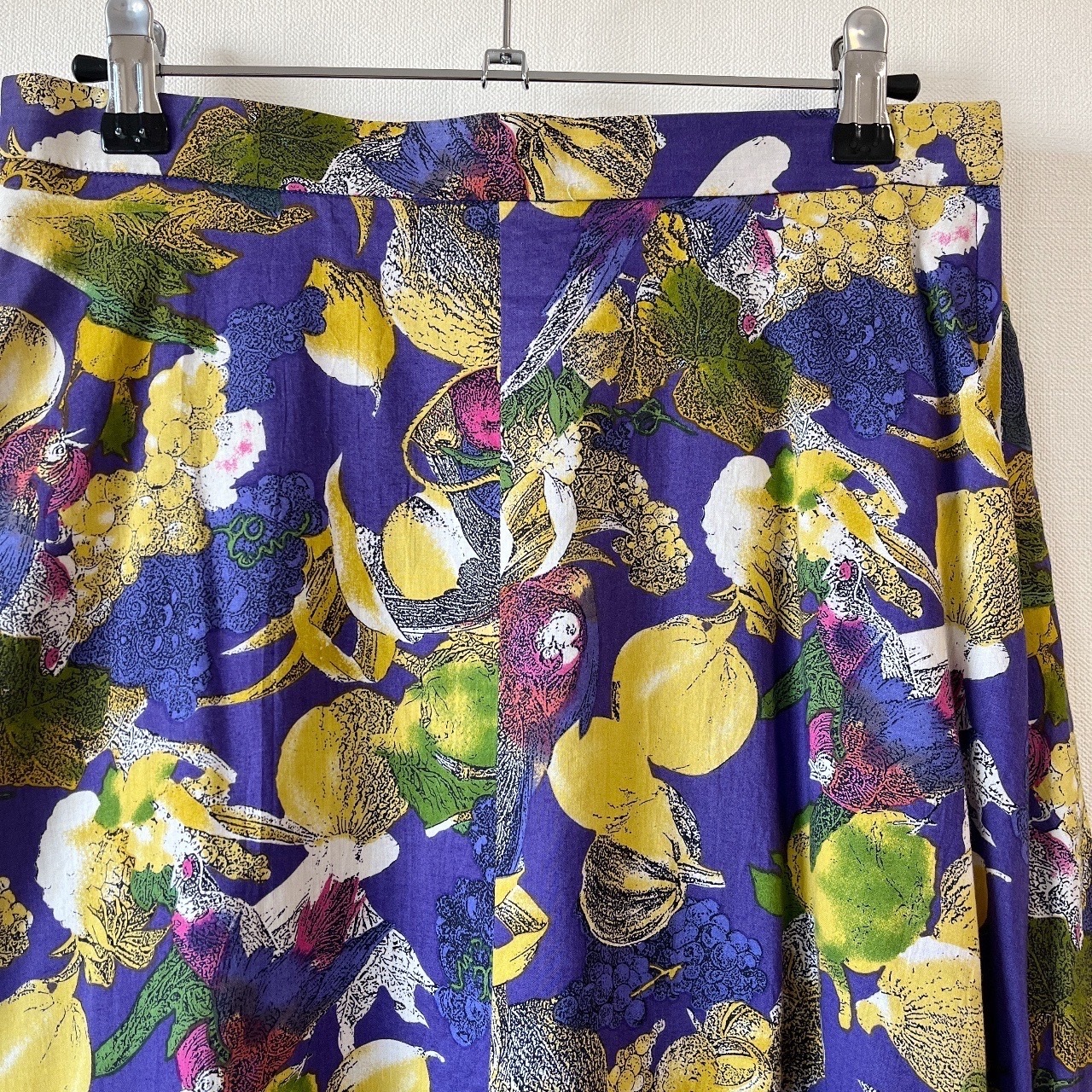 紫色鸚鵡與果實圖案古著半身裙