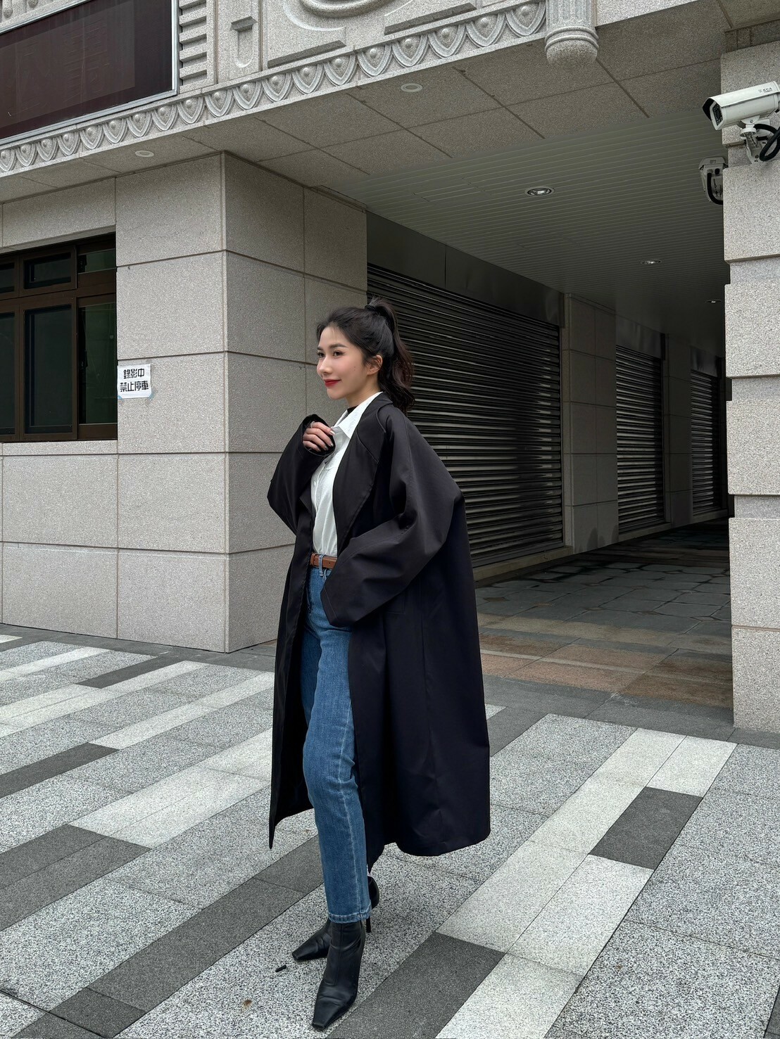 簡約翻領風衣外套