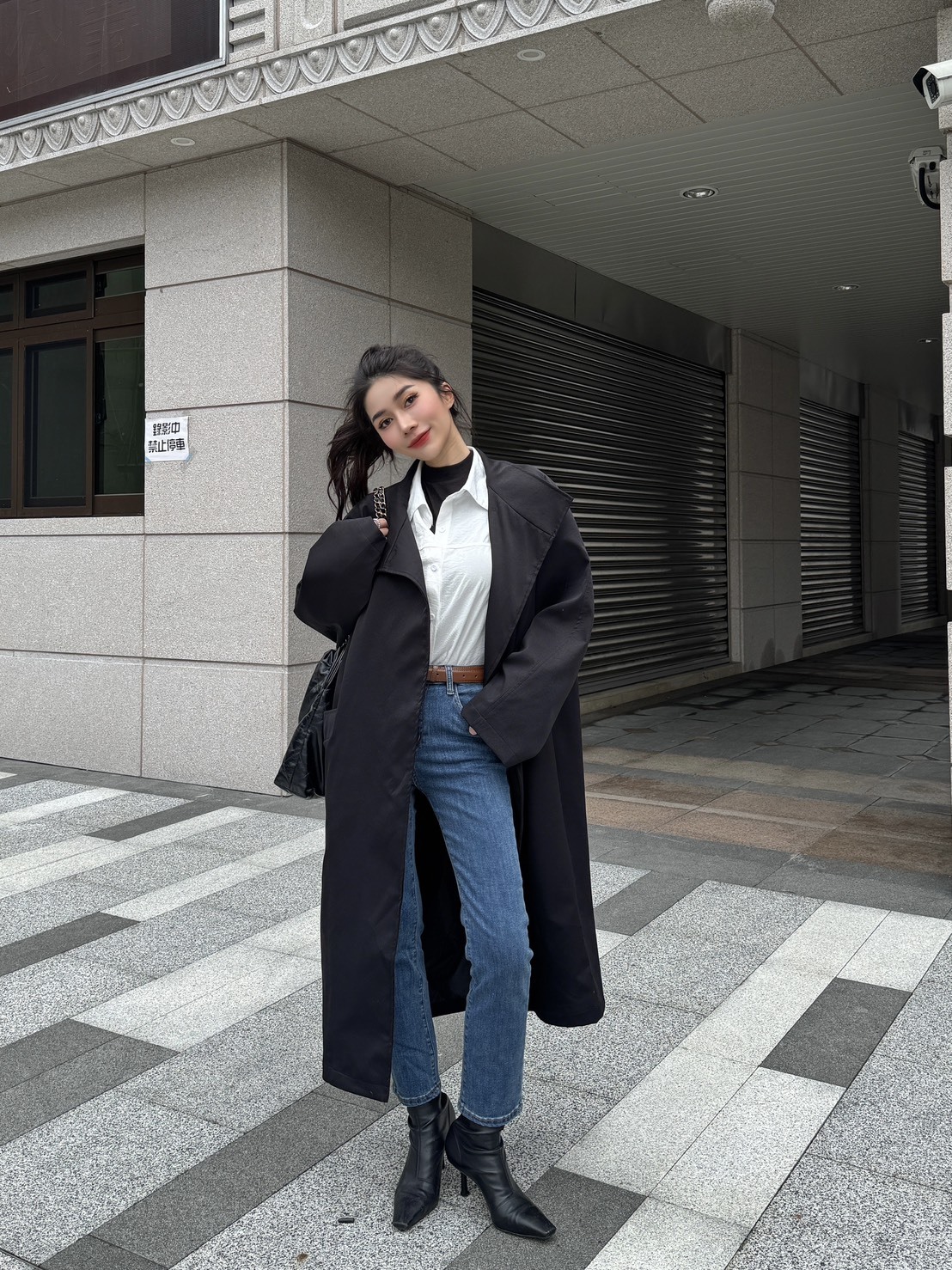 簡約翻領風衣外套