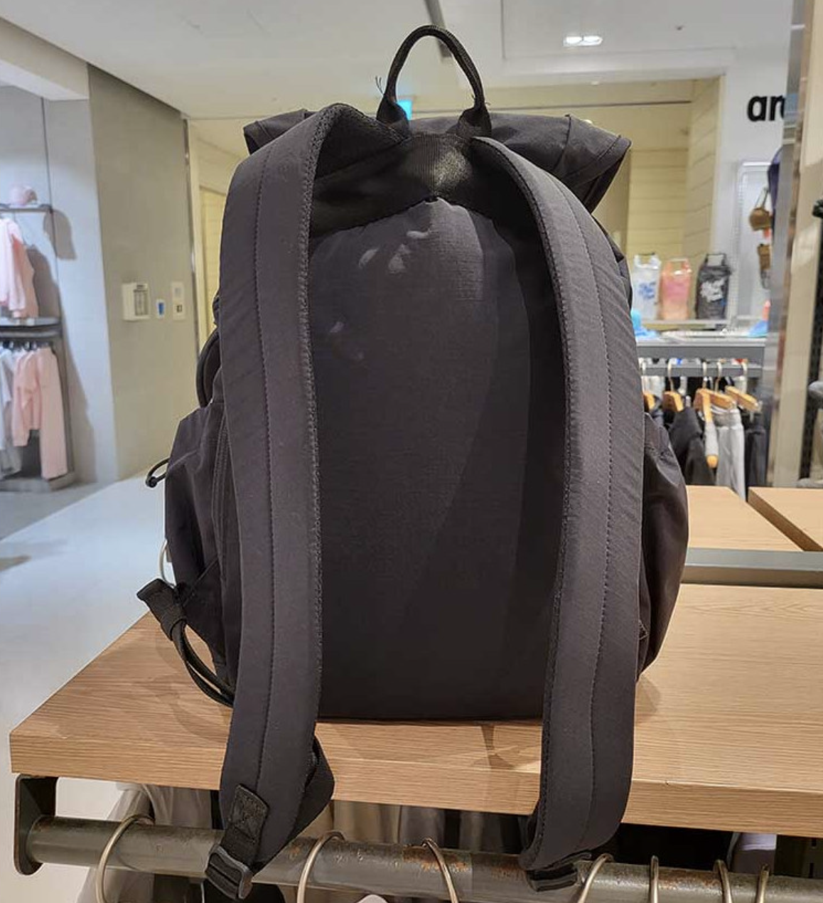 THE NORTH FACE 韓国限定 ブリーズバッグ ブラック新品未使用タグ付 original.png?1741342019