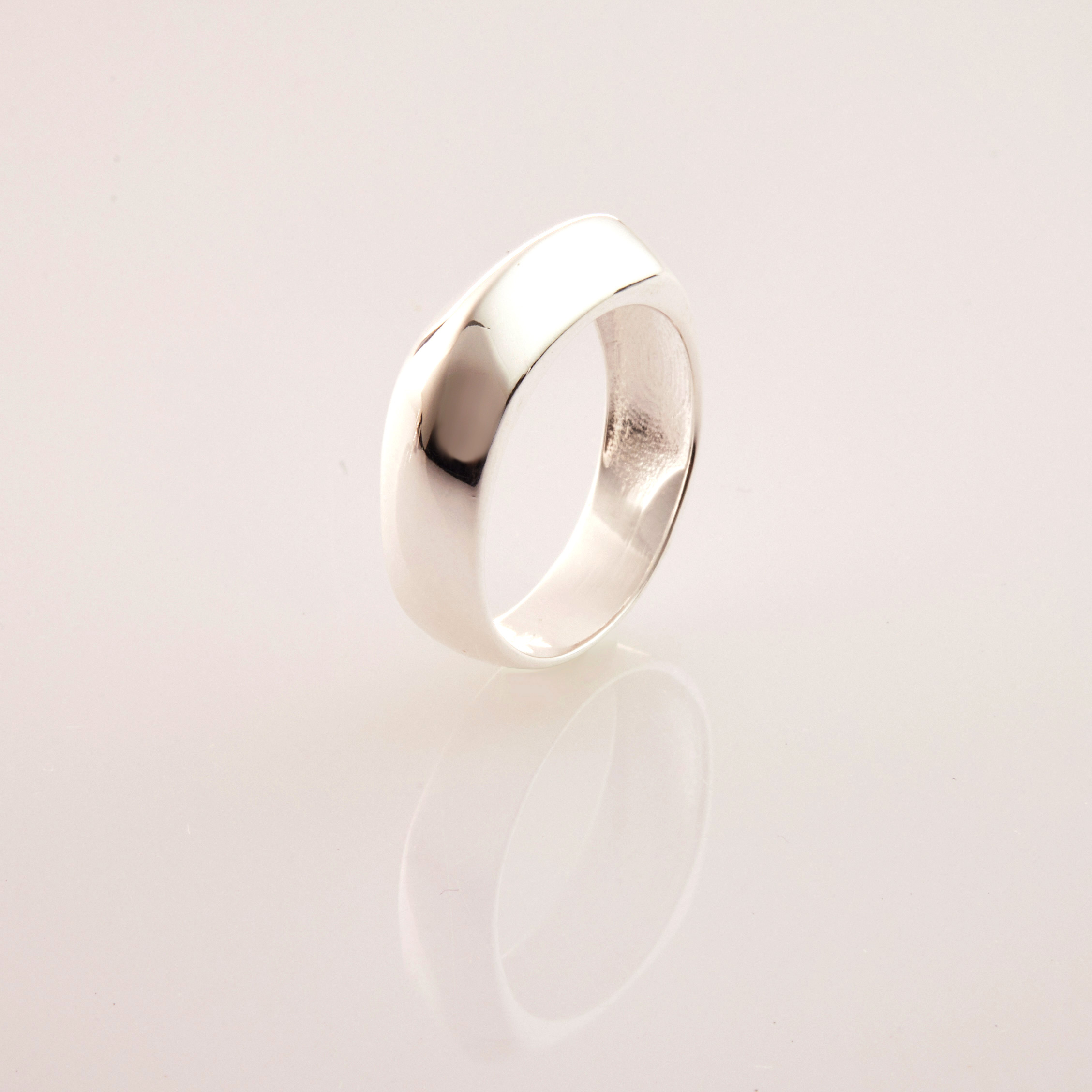 R913  | 純銀素面戒指