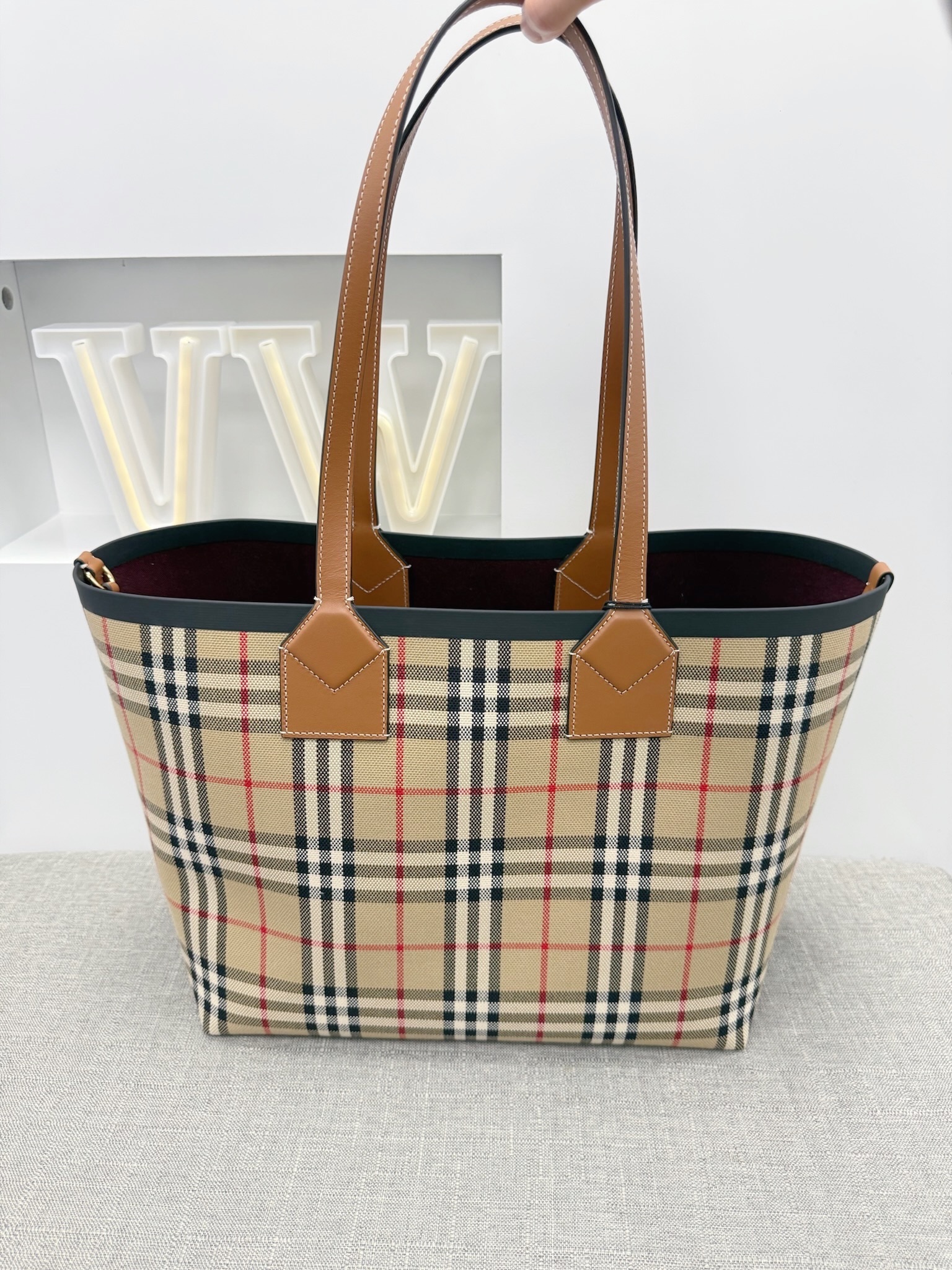 Sale Burberry Tote Bag