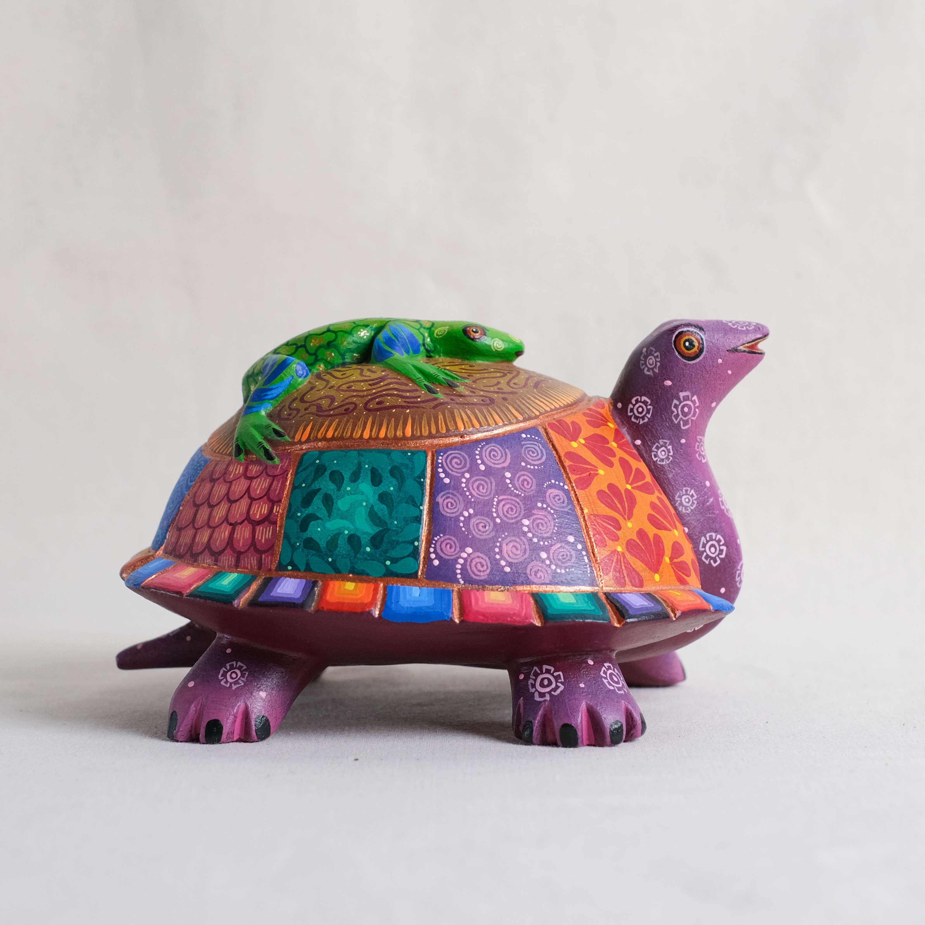 神獸手工木雕｜Tortugas con Rana Arriba｜墨西哥