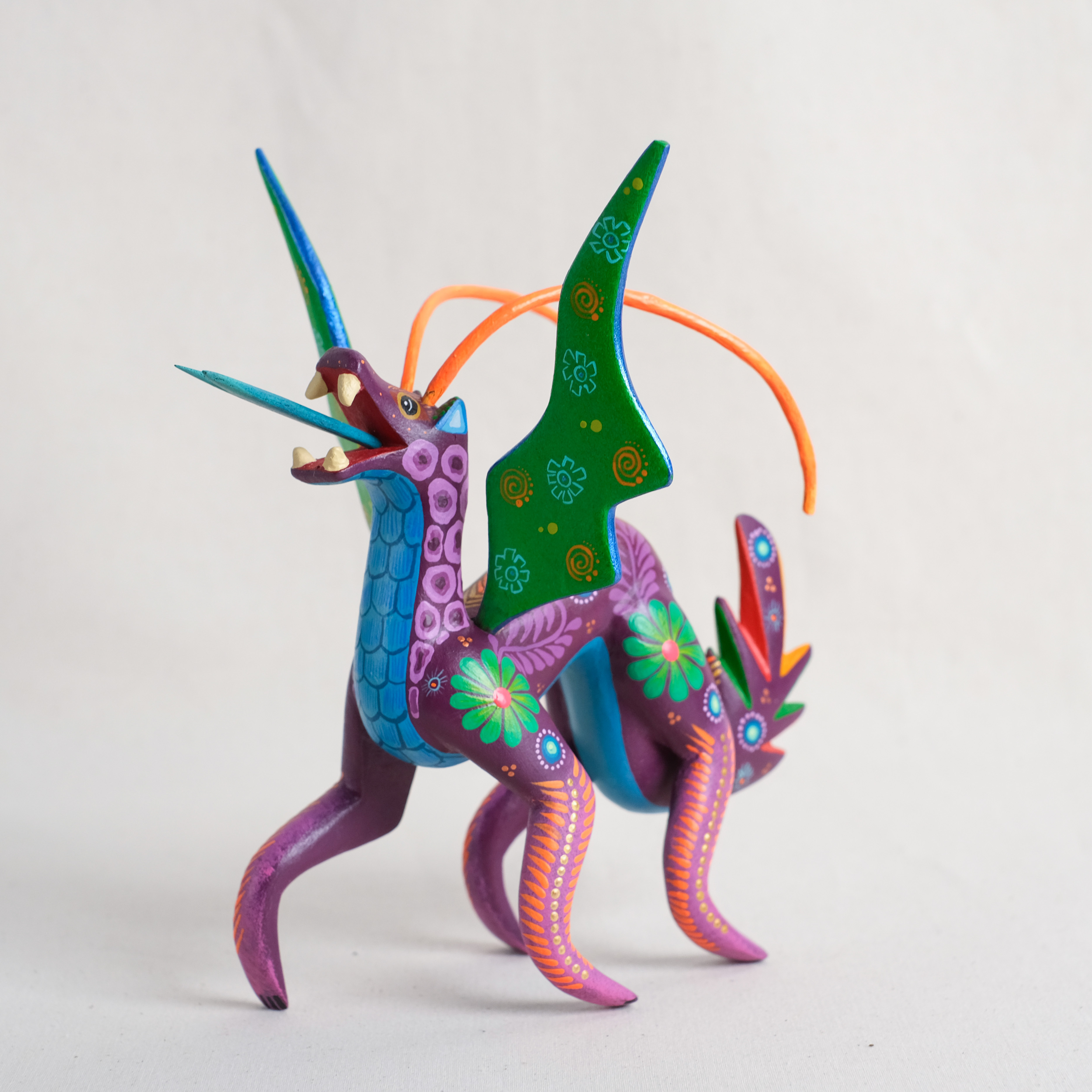 神獸手工木雕｜Dragon Caminando｜墨西哥