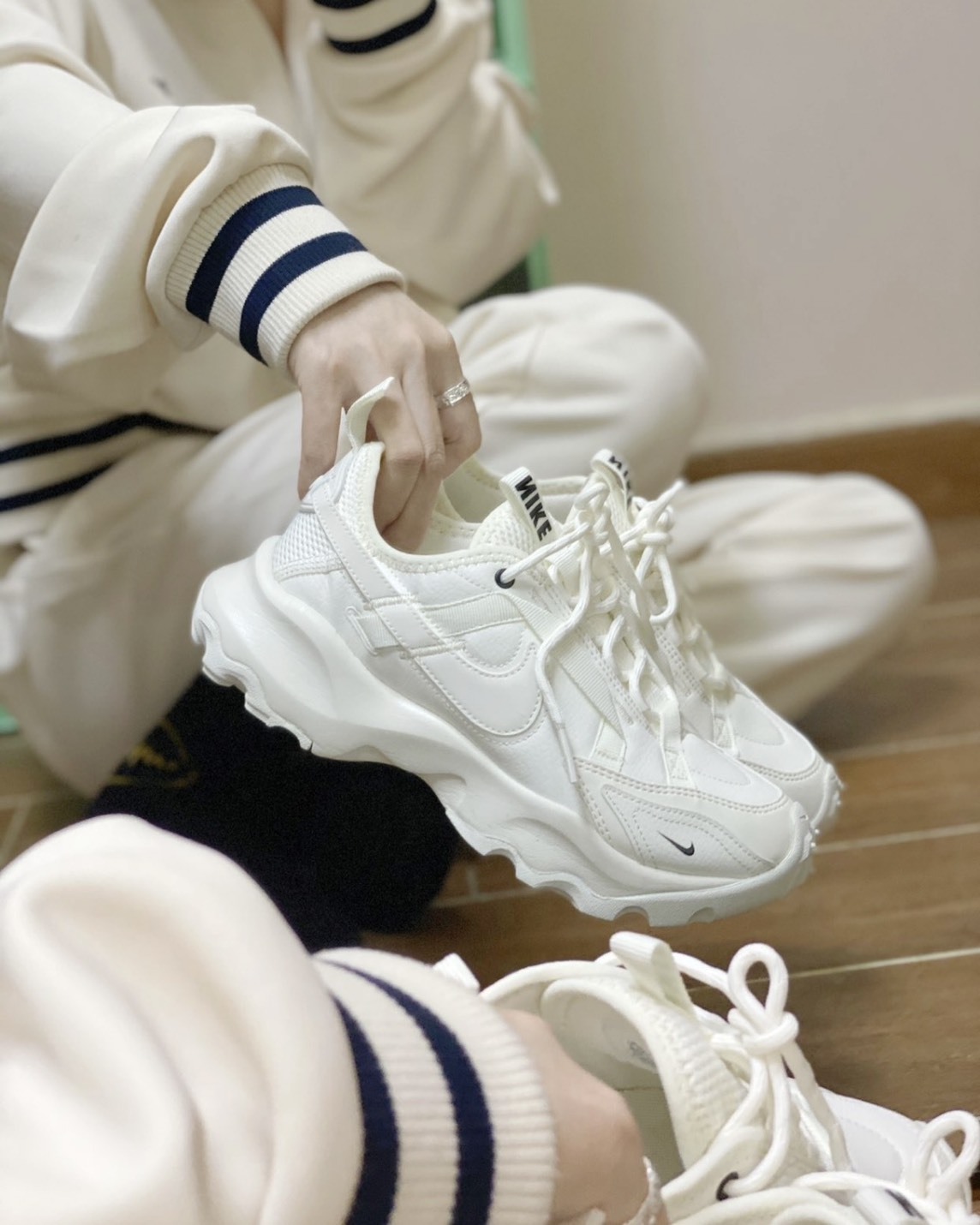 【逢甲FUZZY】W Nike TC 7900 老爹鞋 米白 奶白 DD9682-100