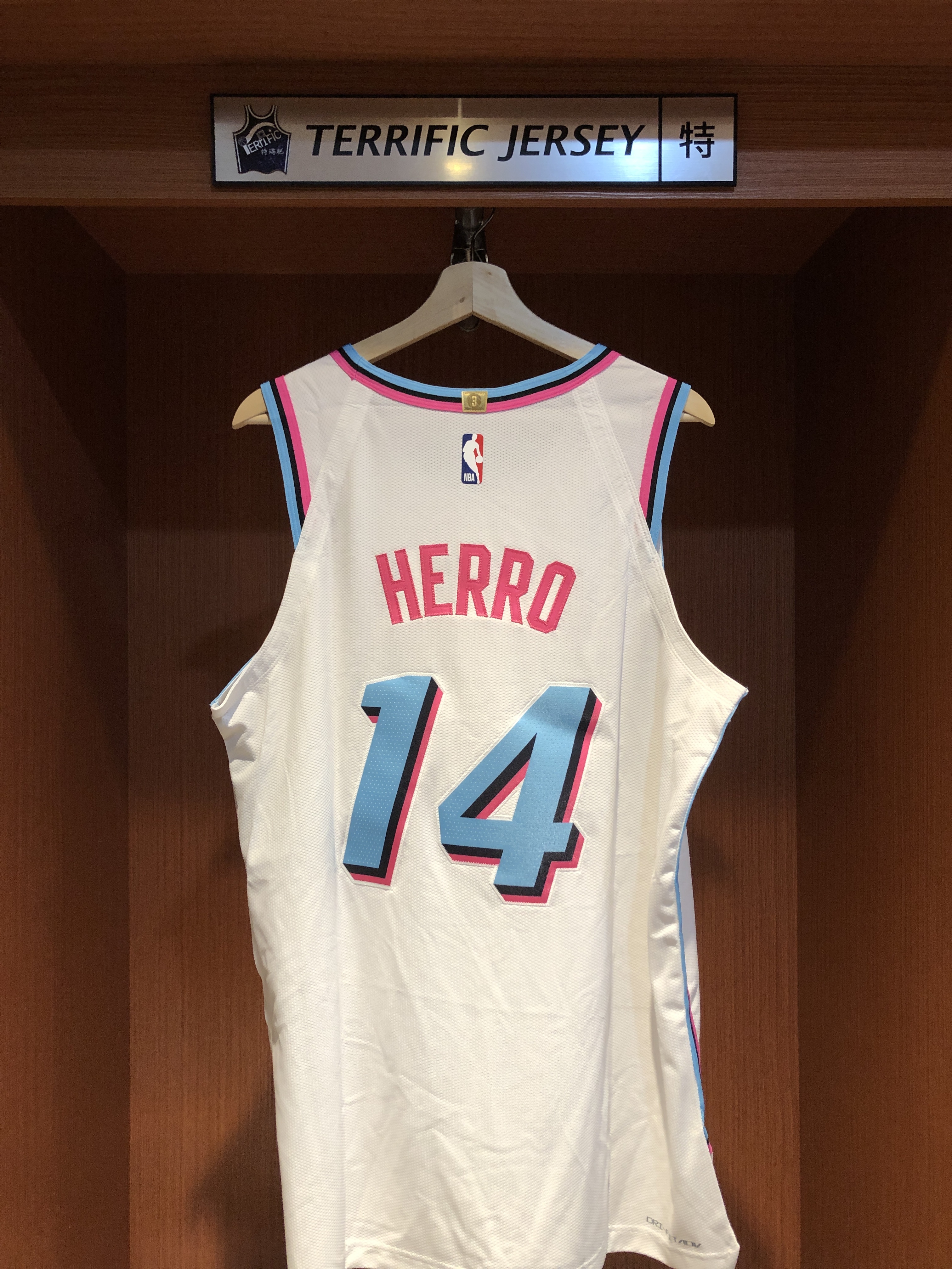 NBA球衣 Tyler Herro 邁阿密熱火白南灣 City Nike Authentic 球員版 電繡 含贊助商標 全新