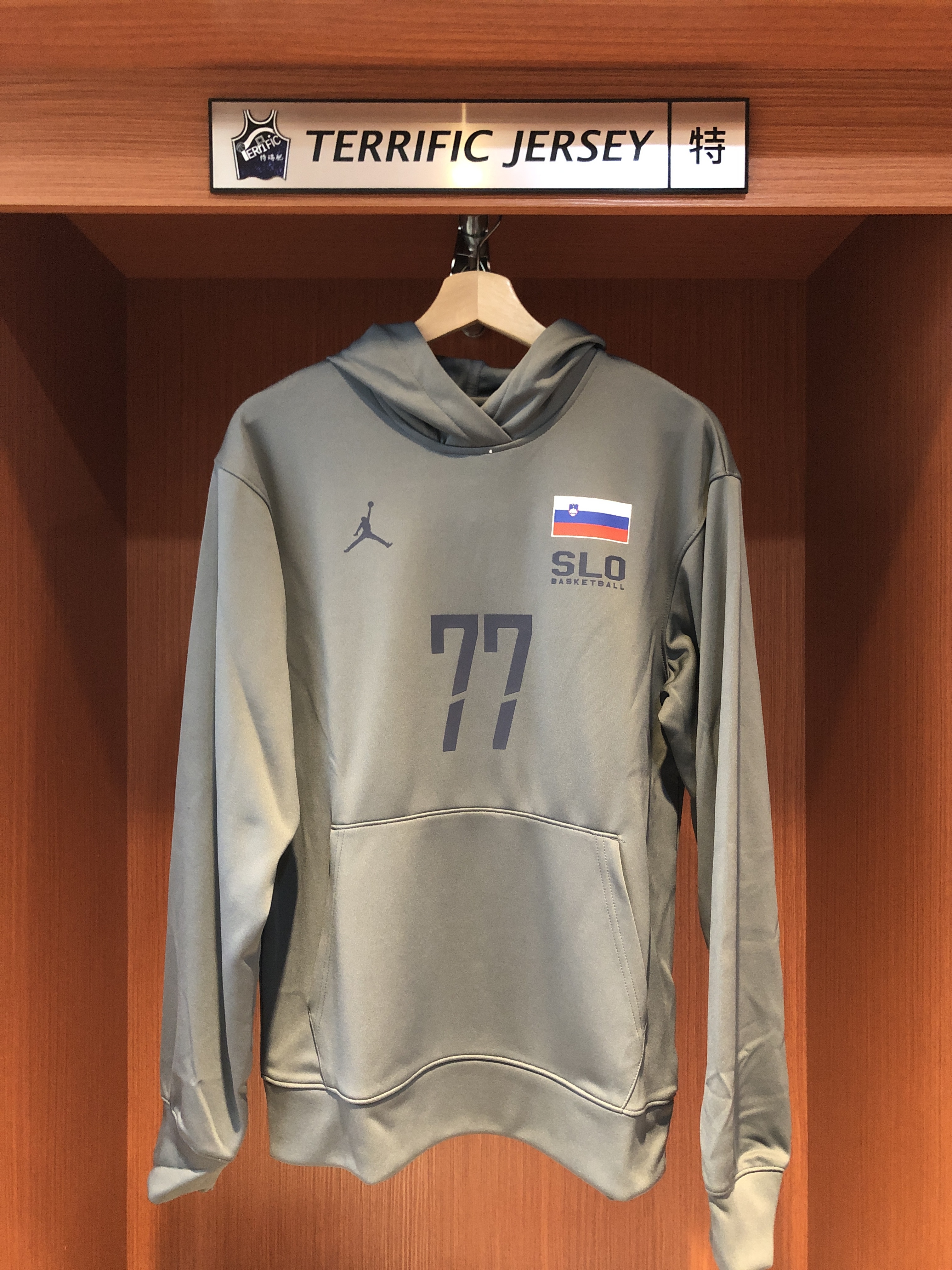 NBA連帽上衣 Luka Doncic 斯洛維尼亞灰 熱身連帽上衣 排汗 Jordan Performance Hoodie 全新