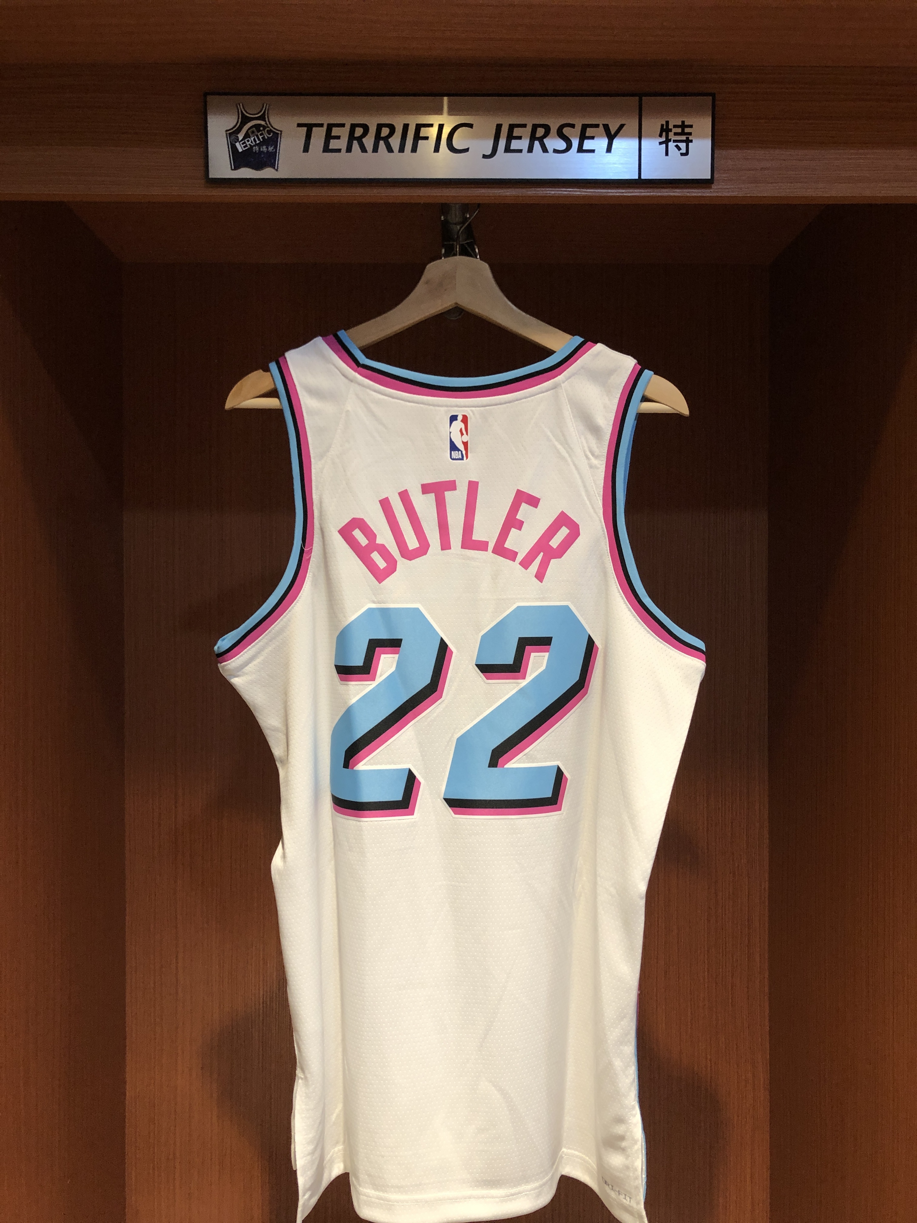 NBA球衣 Jimmy Butler 邁阿密熱火城市 白南灣 City Nike Swingman 球迷版 熱轉印 含贊助商標 全新