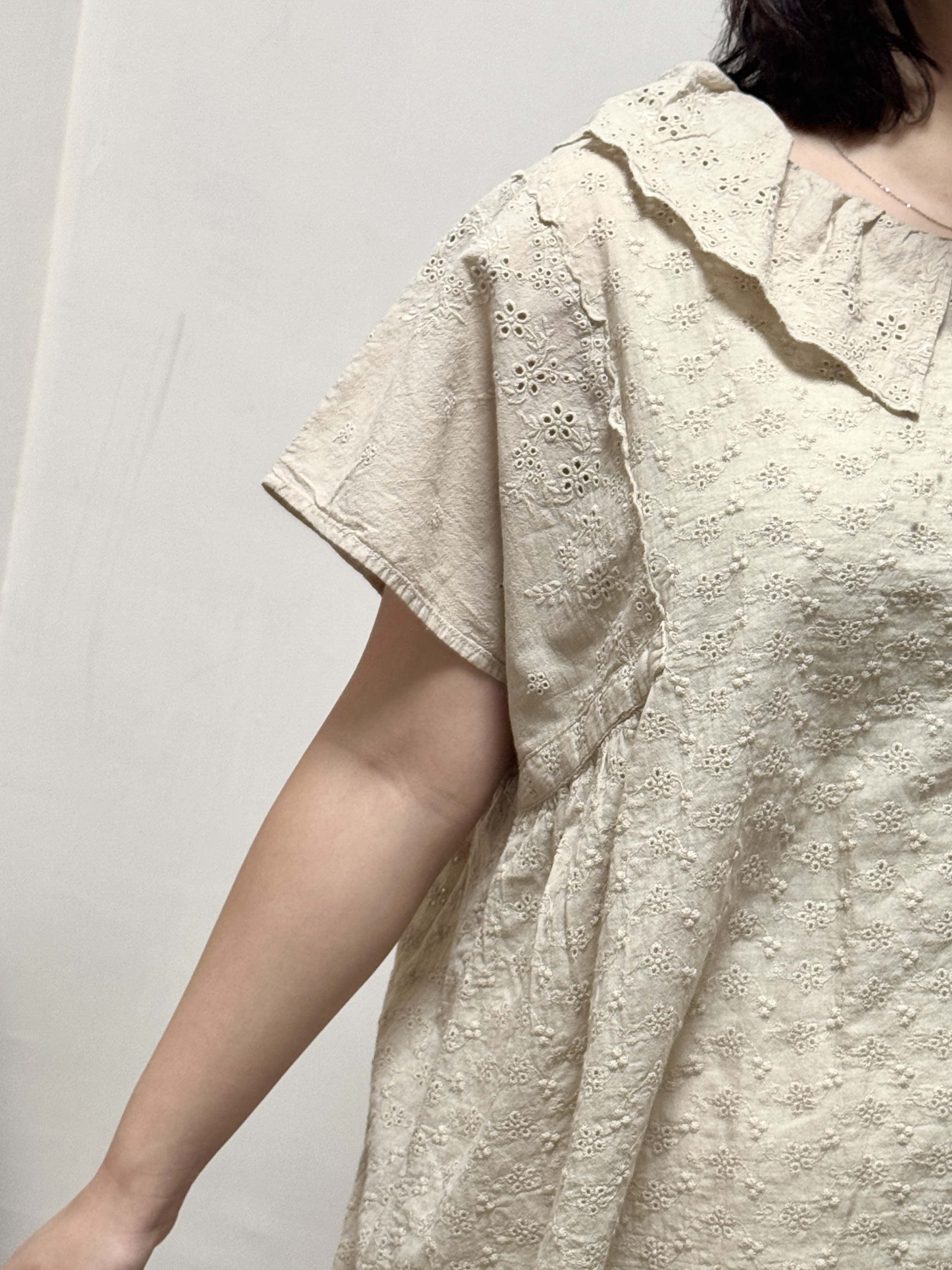 荷葉領2way翼袖通花Top