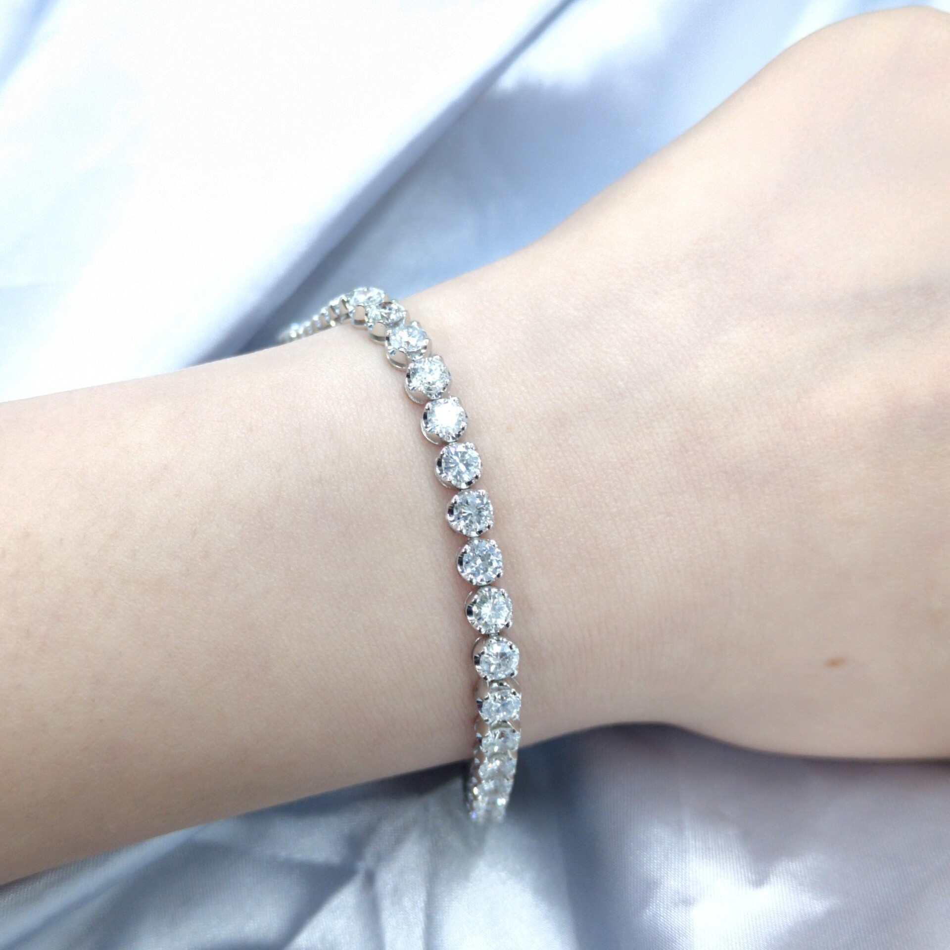 全新18K白金6卡77份鑽石手鍊