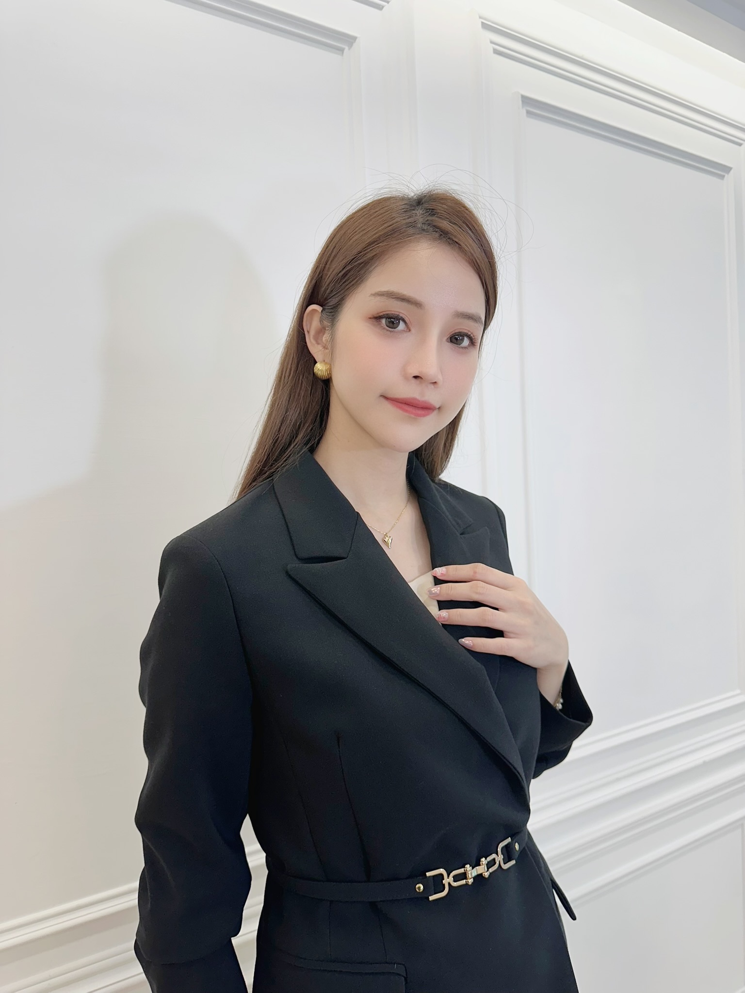 金鏈條腰帶俐落套裝(黑)