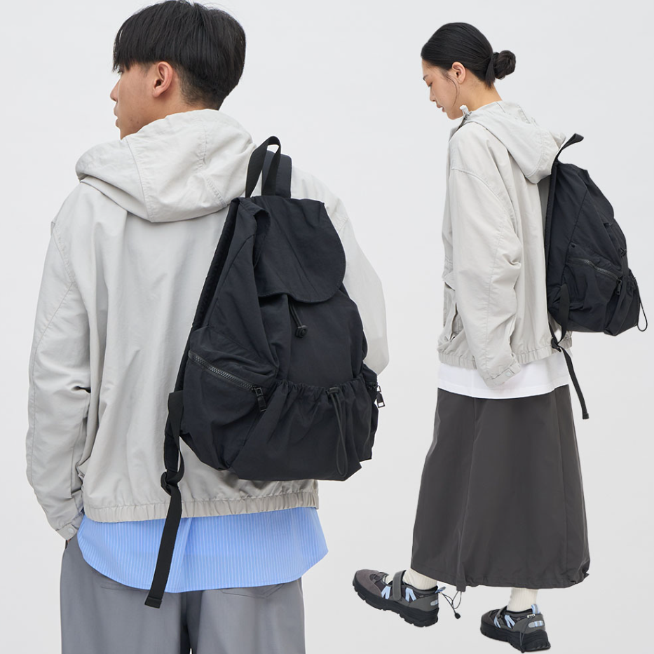 【直播】plain-me TW031349 尼龍皺褶抽繩後背包