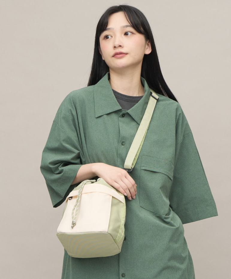 【直播】plain-me TW031351 防潑水拼接水桶包 (中)