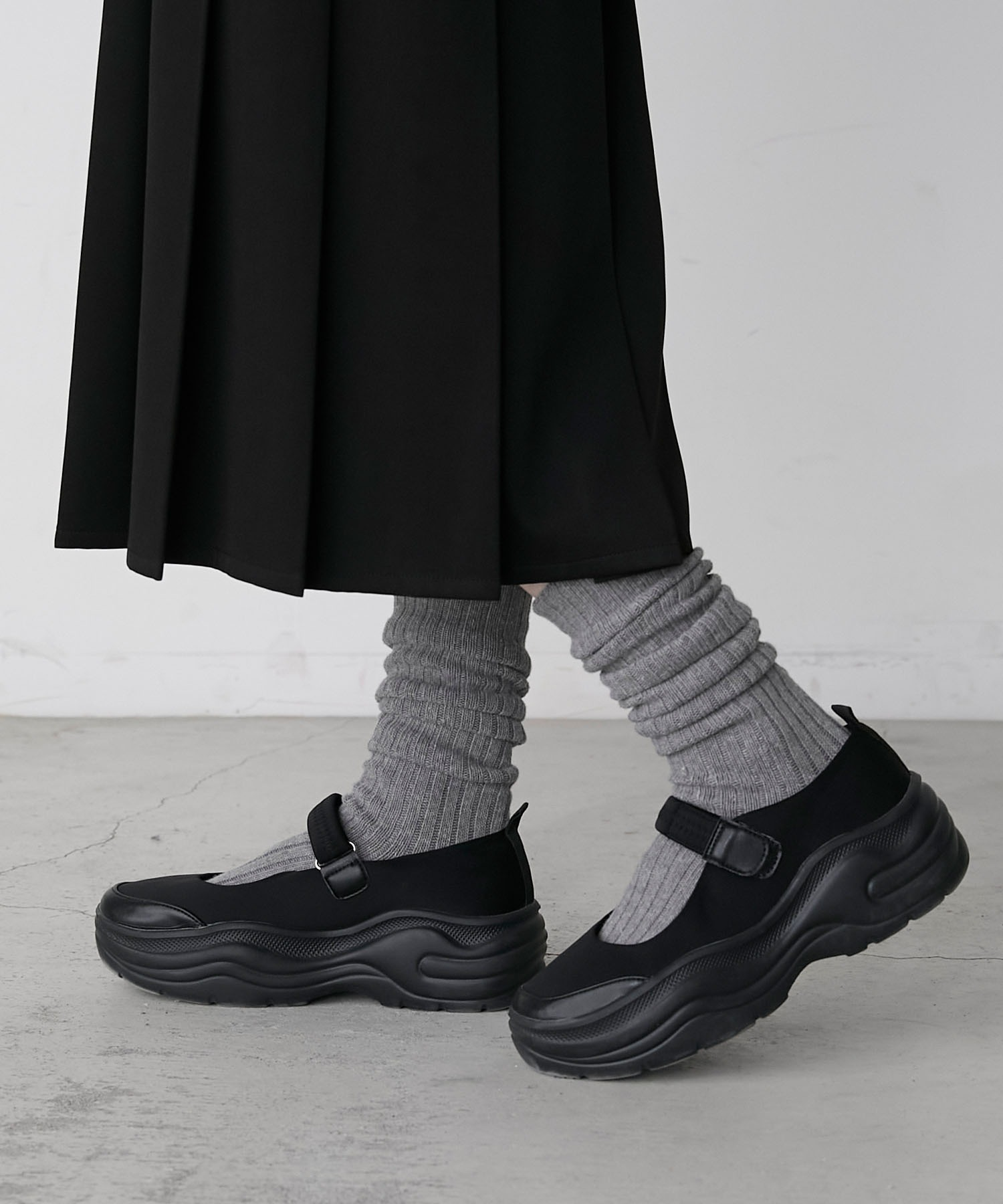サンダル・ミュール IONSEOUL MARY JANE SNEAKERS BBJ286 サンダル・ミュール IONSEOUL MARY JANE SNEAKERS BJ286