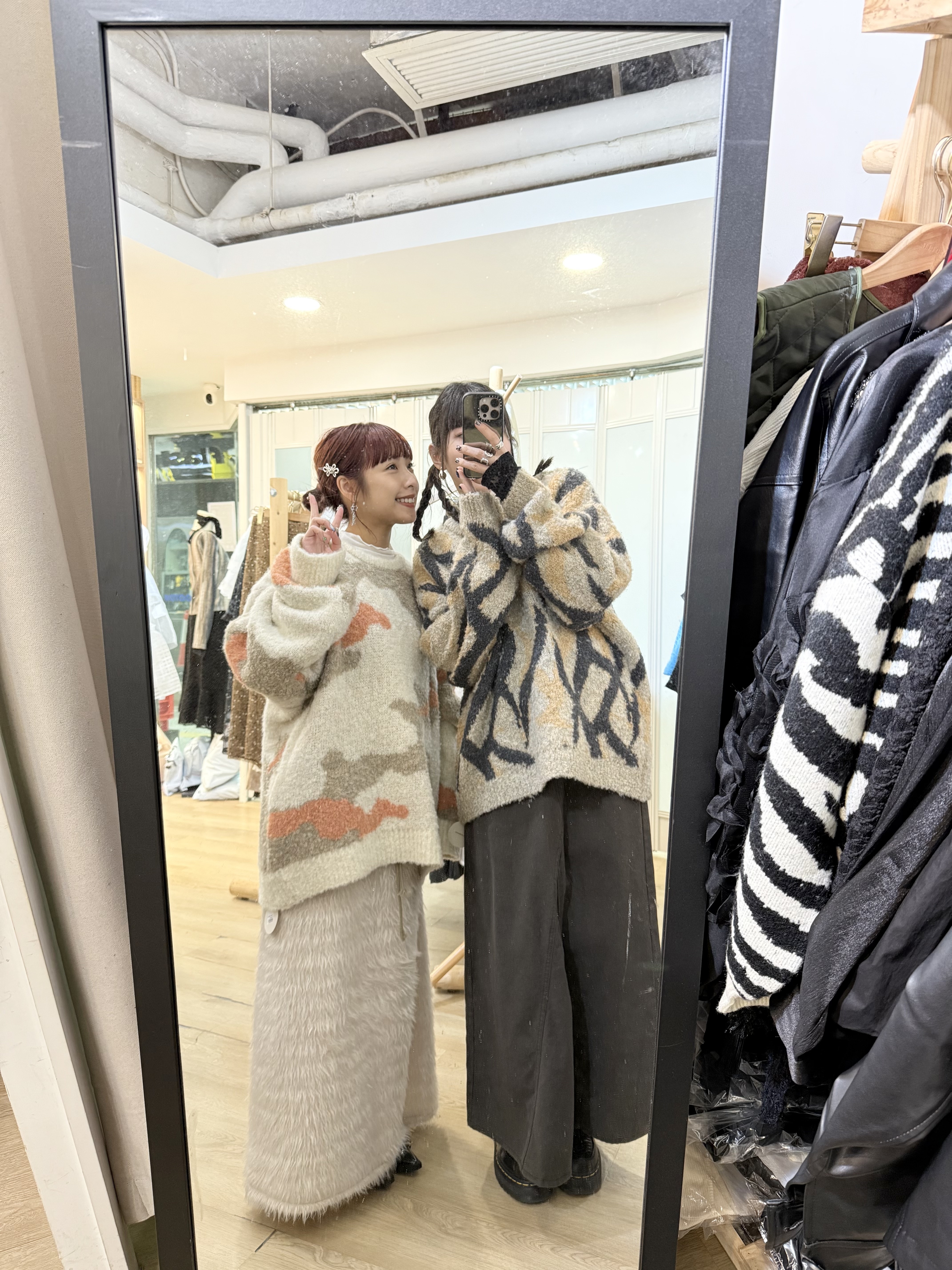 [現貨完售不補]拼圖紋可愛配色毛衣