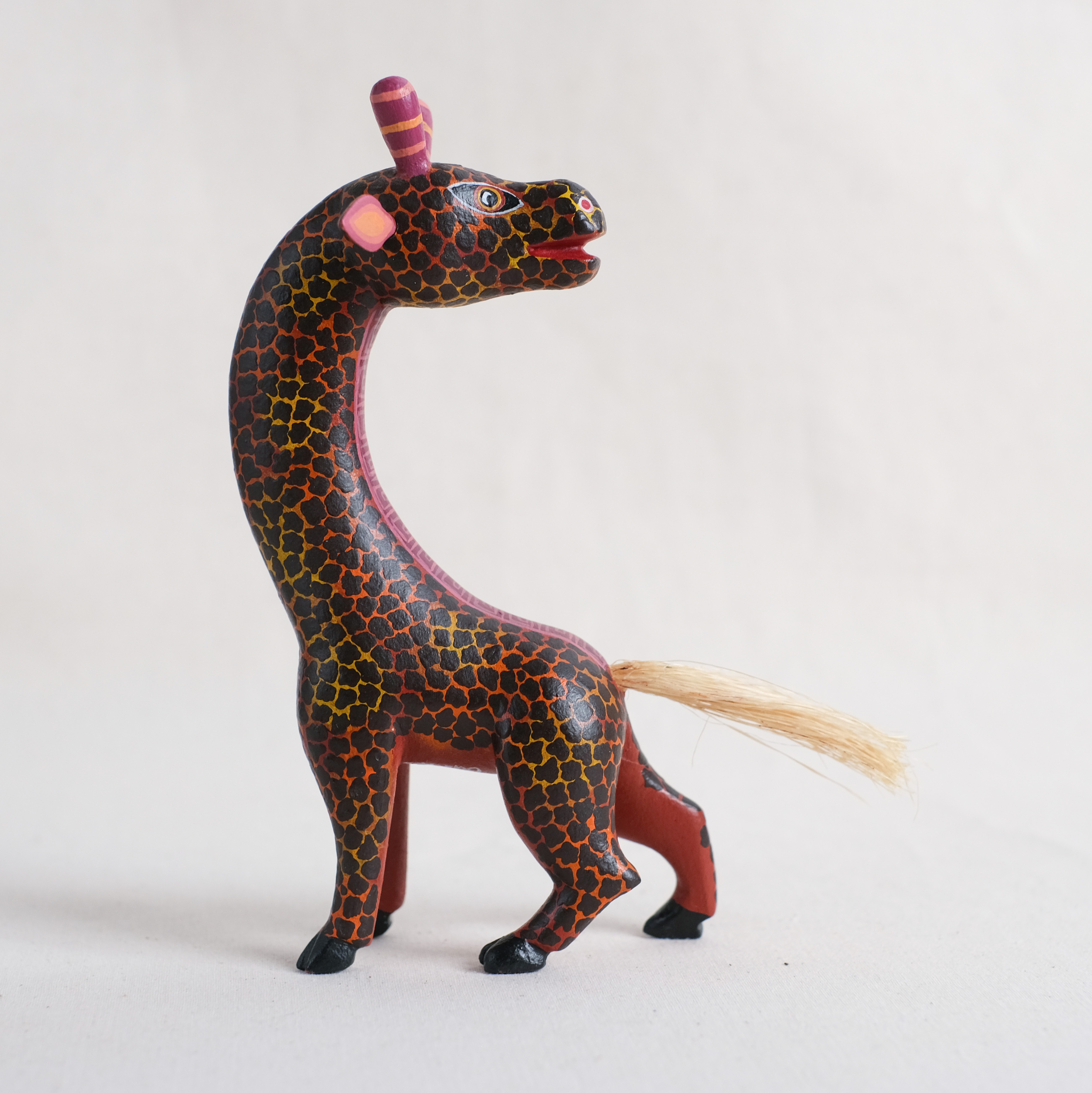 神獸手工木雕｜Jirafas 02｜墨西哥