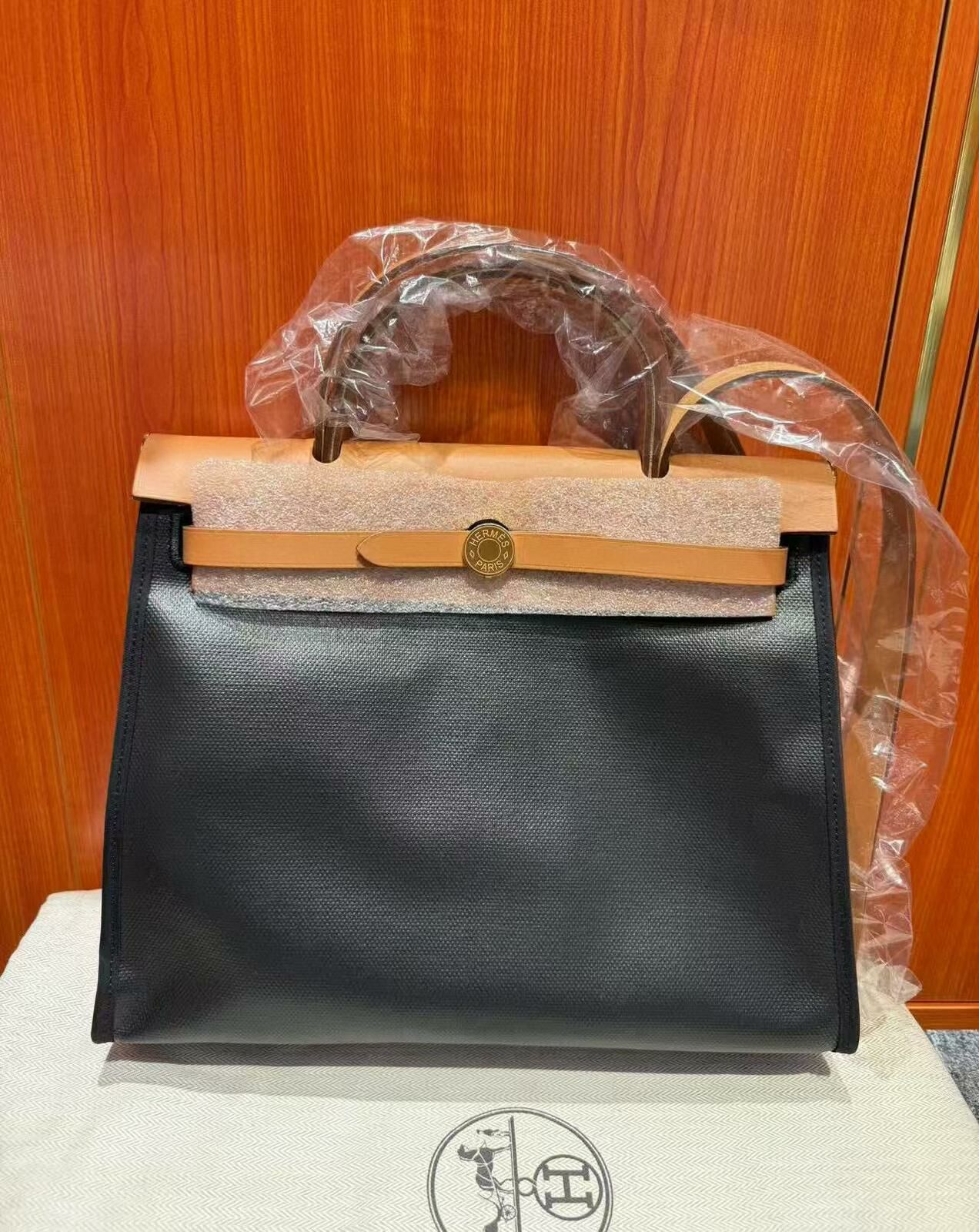 Herbag 31 89 noir/ 37 gold cc waterproof canvas W