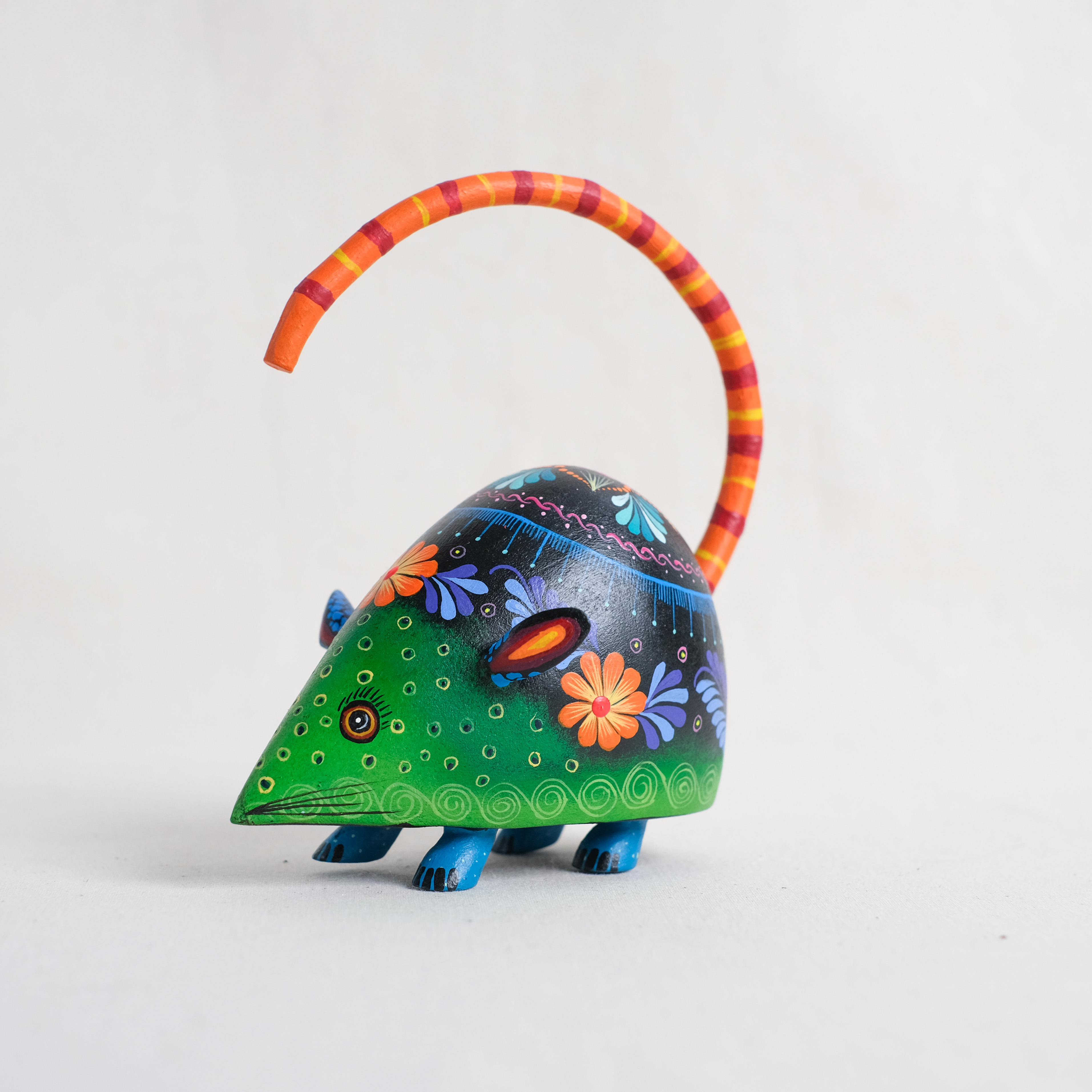 神獸手工木雕｜Raton Bola Naranja｜墨西哥