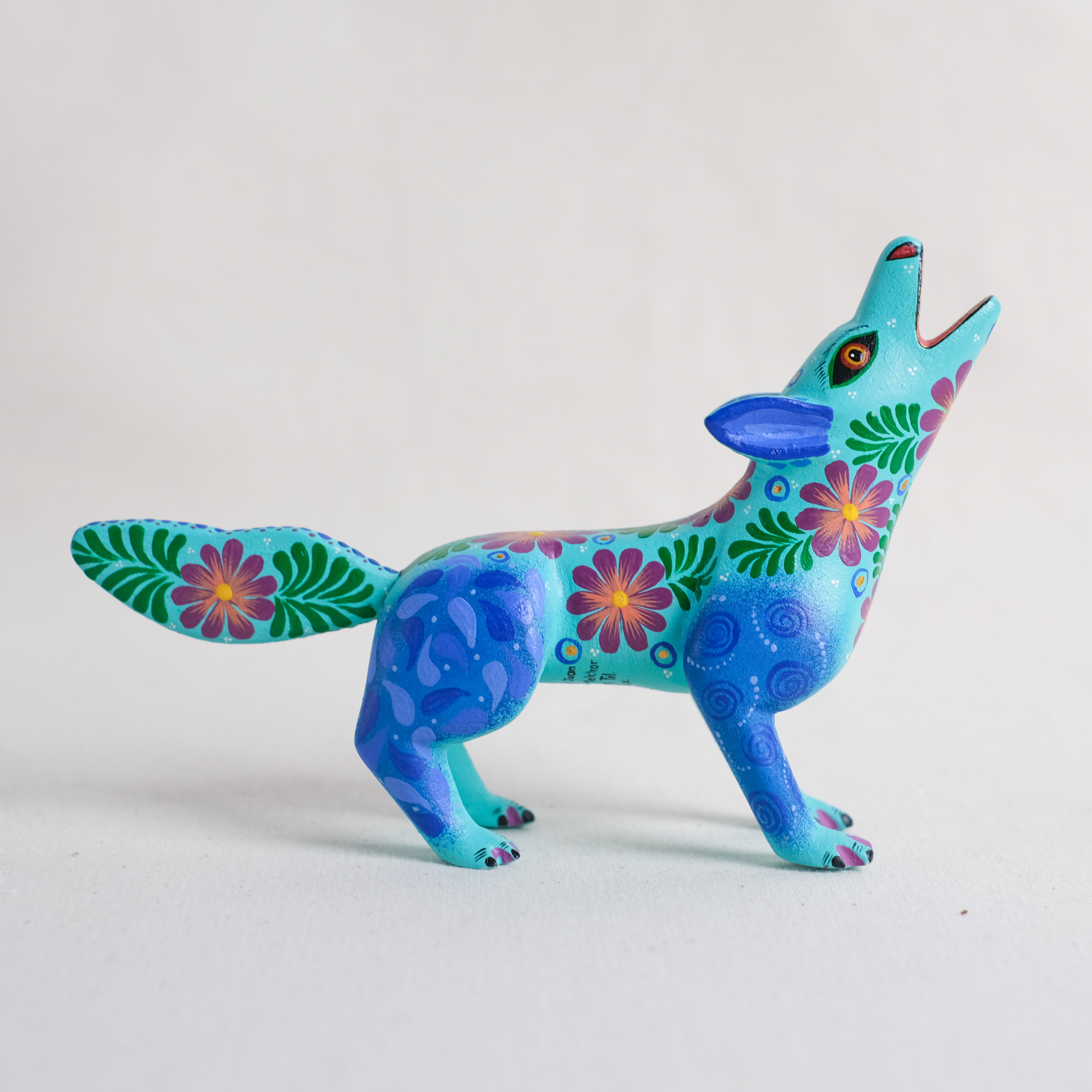 神獸手工木雕｜Coyotes 03｜墨西哥