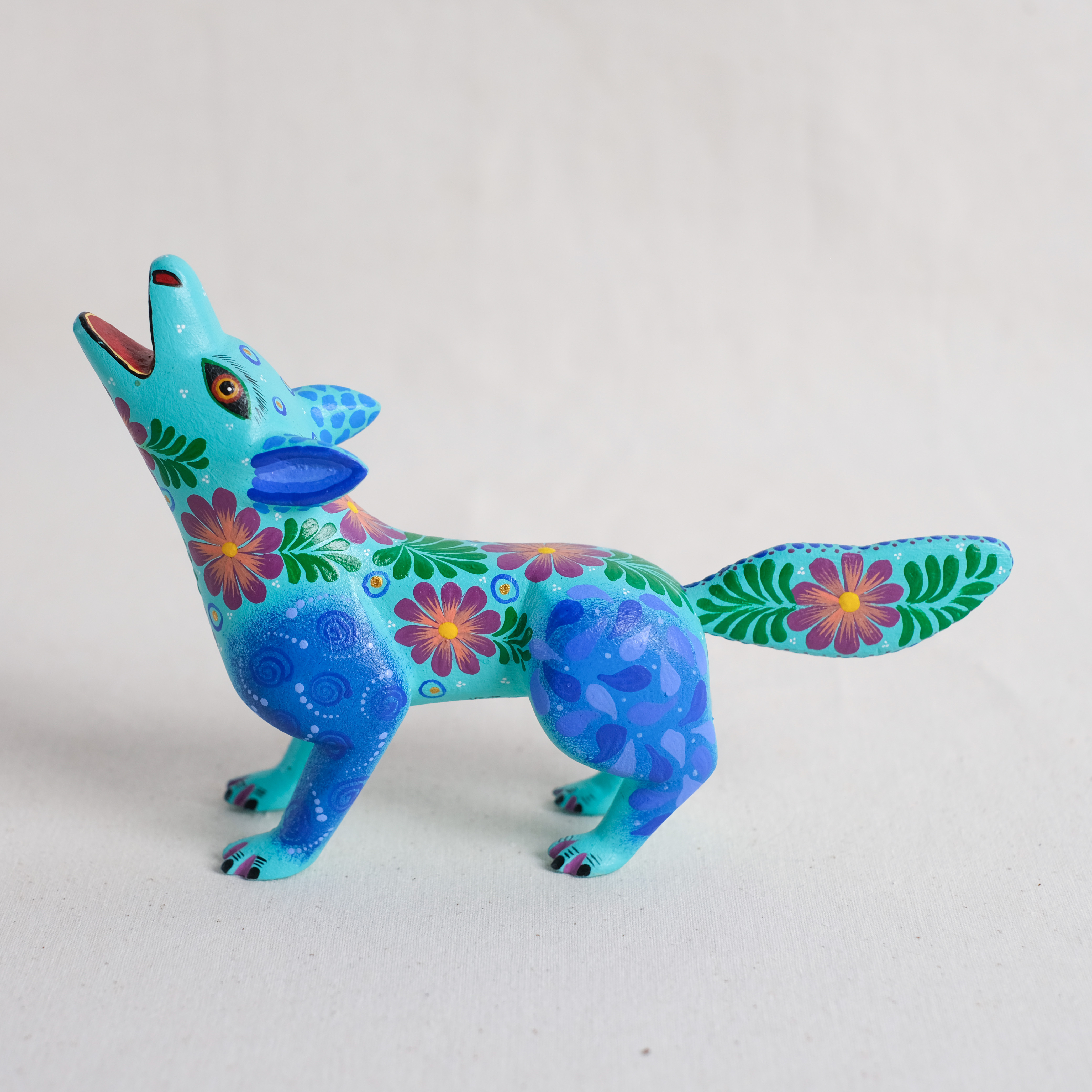 神獸手工木雕｜Coyotes 03｜墨西哥