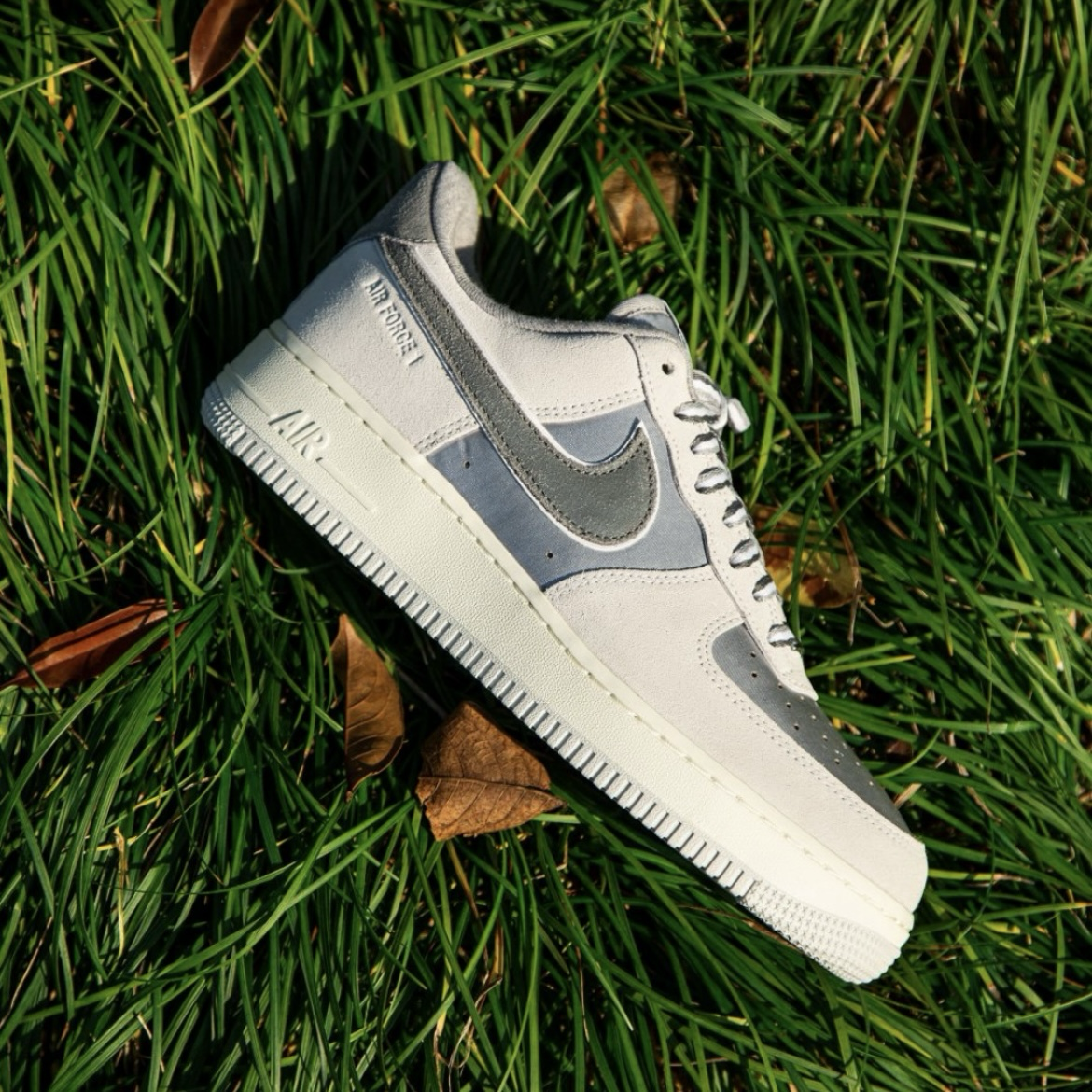 Nike Air Force 1 LX Athletic Club 絲綢雲霧灰 銀灰 麂皮 緞面 低筒休閒鞋