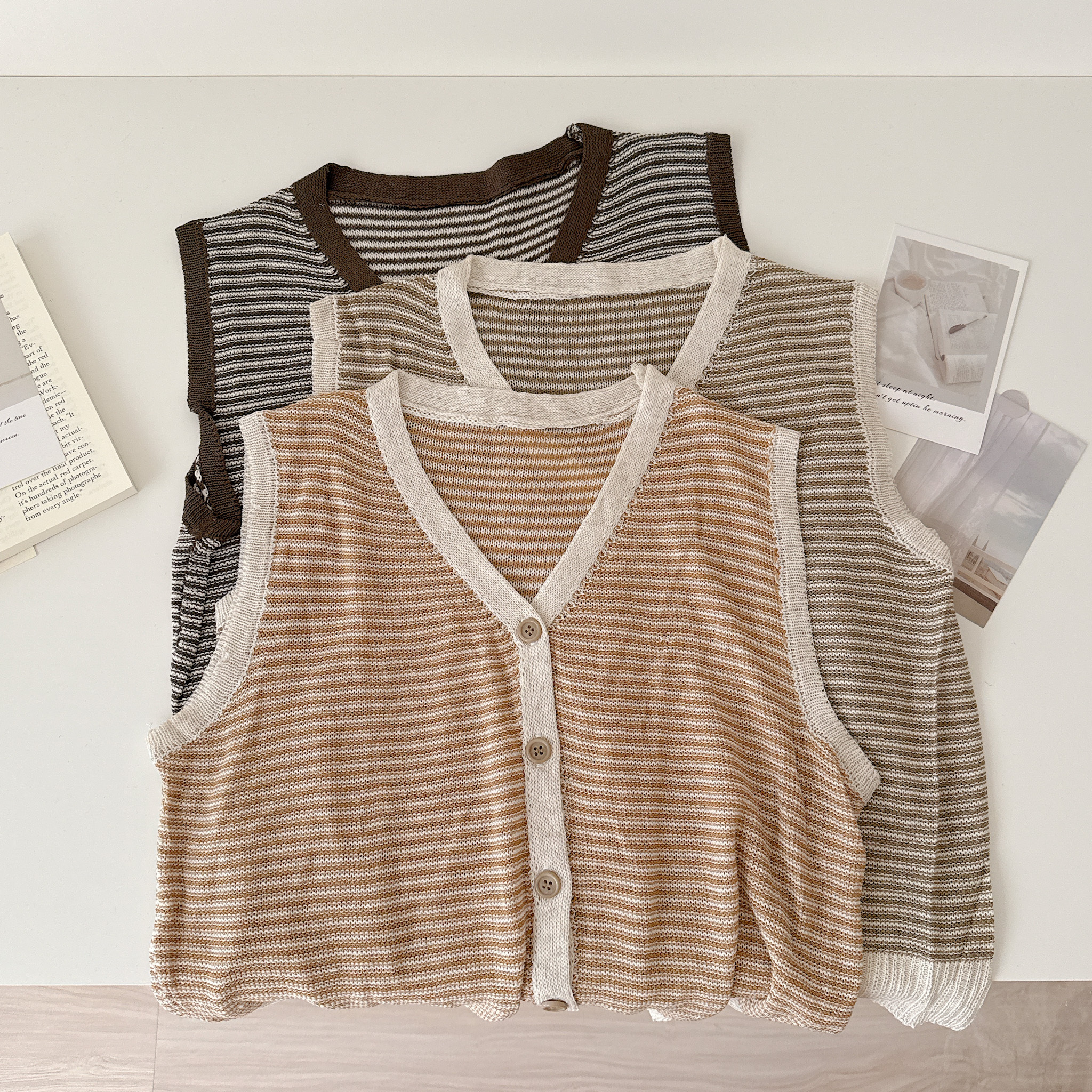 現貨🚚文藝感低飽和大地色針織背心💕共3色