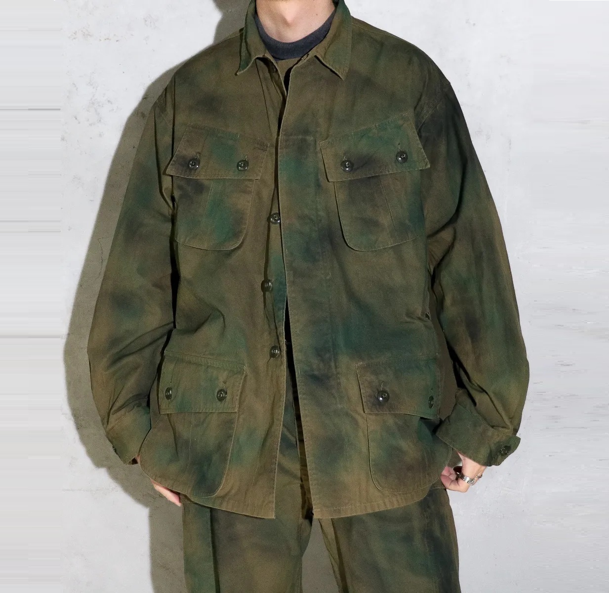 LAST PCS RE-STOCK: BOWWOW JUNGLE FATIGUE JACKET SPRAY CAMO - OLIVE PRE ORDER ITEM (預訂中)